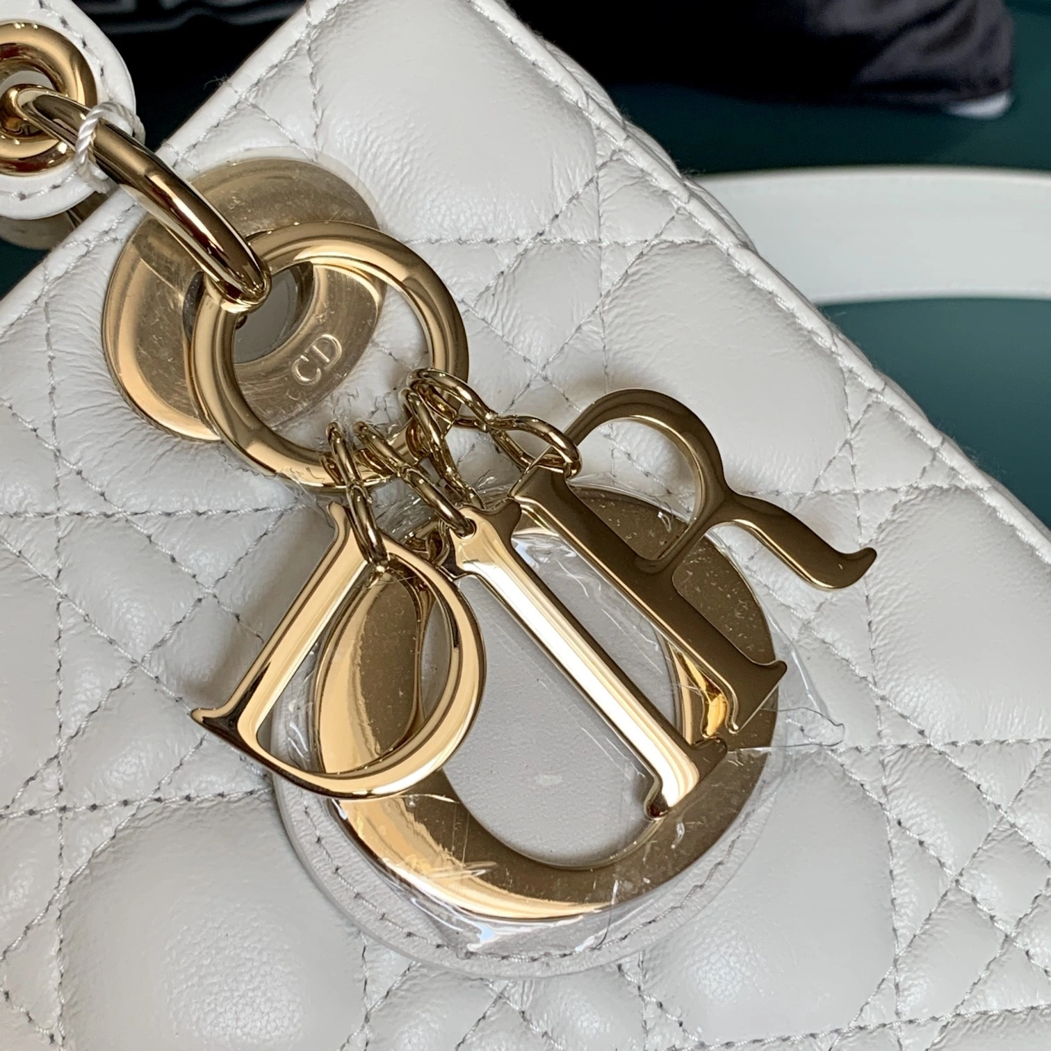 Custombag-- M0538OCAL-M030 Lady high quality version White gold clasp item：C-B803D0742