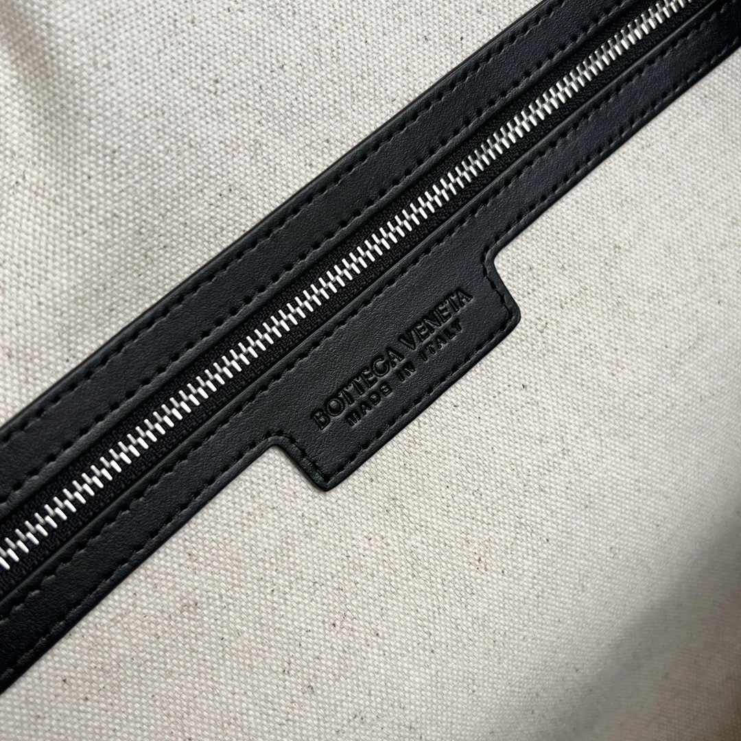 Custombag-- V595t1 650066-V0E51-8803 high quality version intrecciato item:E-B664G1773