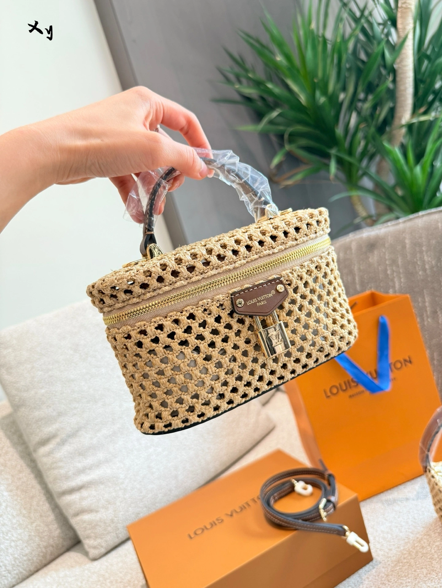 momo-- 8V M14303 handwork high quality version item:E-B101F1799H