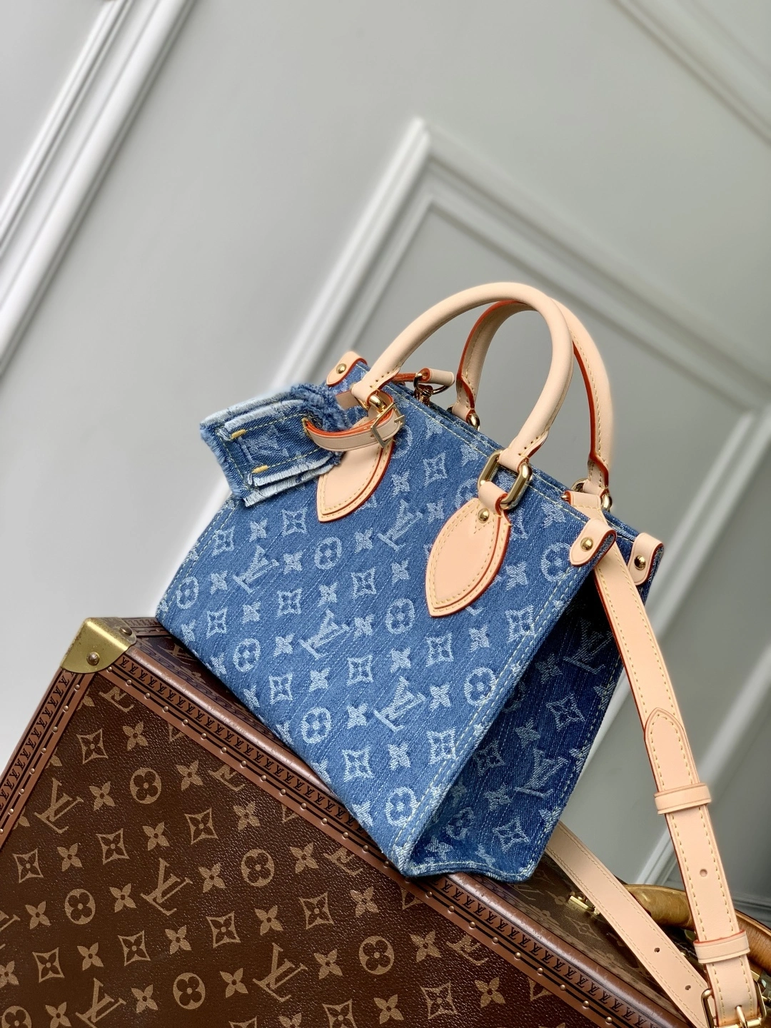 momo-- 8V M14633 high quality version item:E-B000F1798H