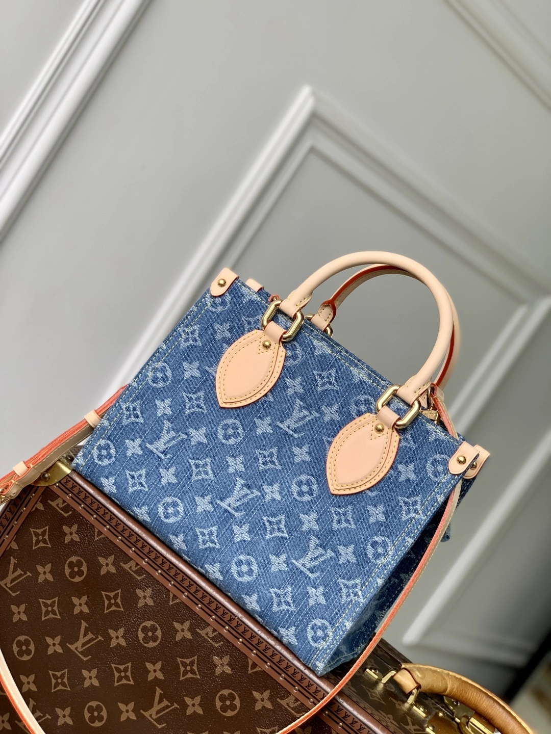 momo-- 8V M14633 high quality version item:E-B000F1798H