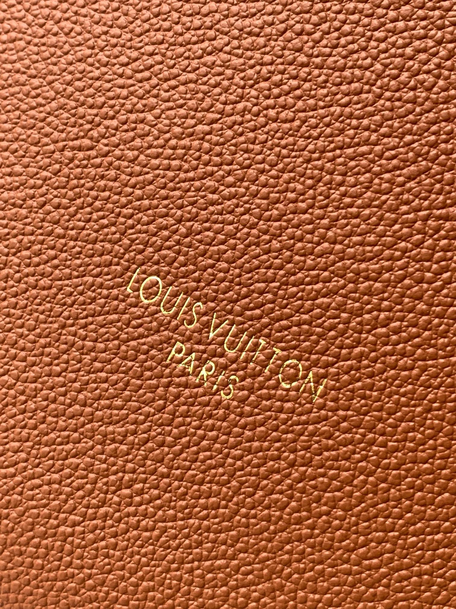 momo-- 8V M14642 cowhide high quality version item:E-B330F1792H