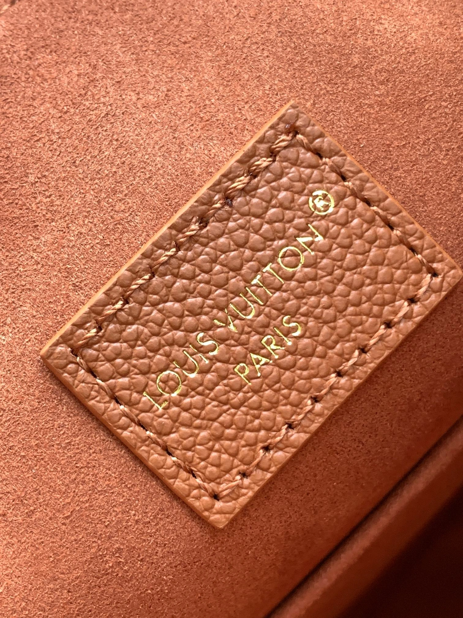 momo-- 8V M14642 cowhide high quality version item:E-B330F1792H
