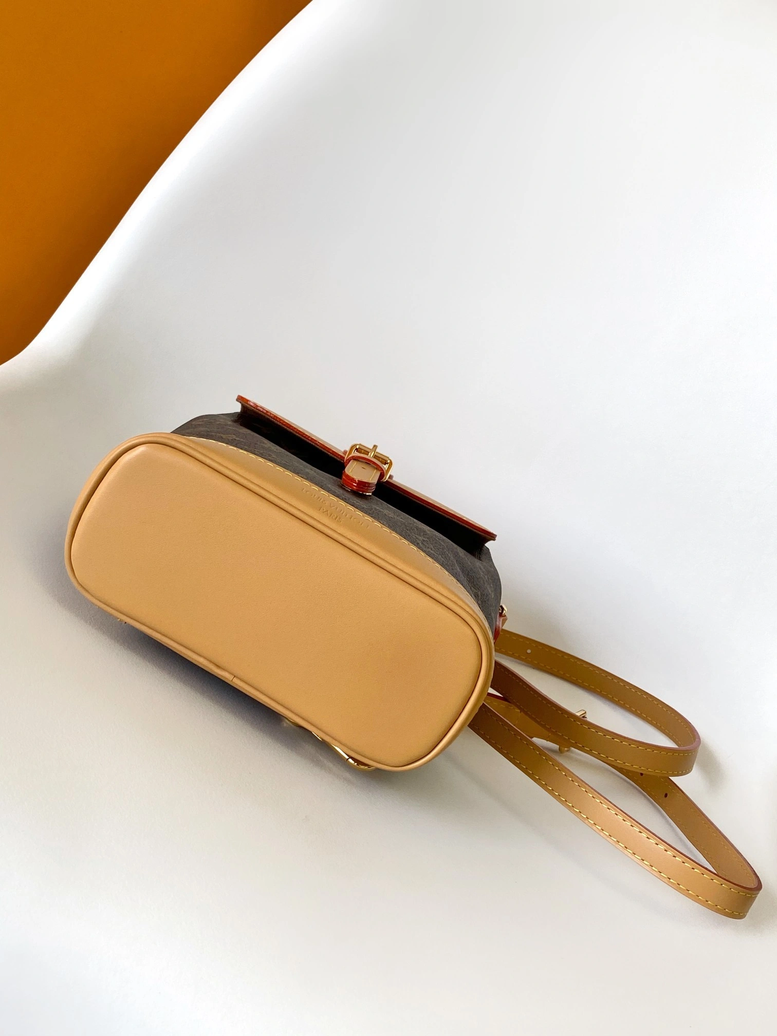 momo-- 8V M14651 cowhide high quality version item:E-B000F1796H