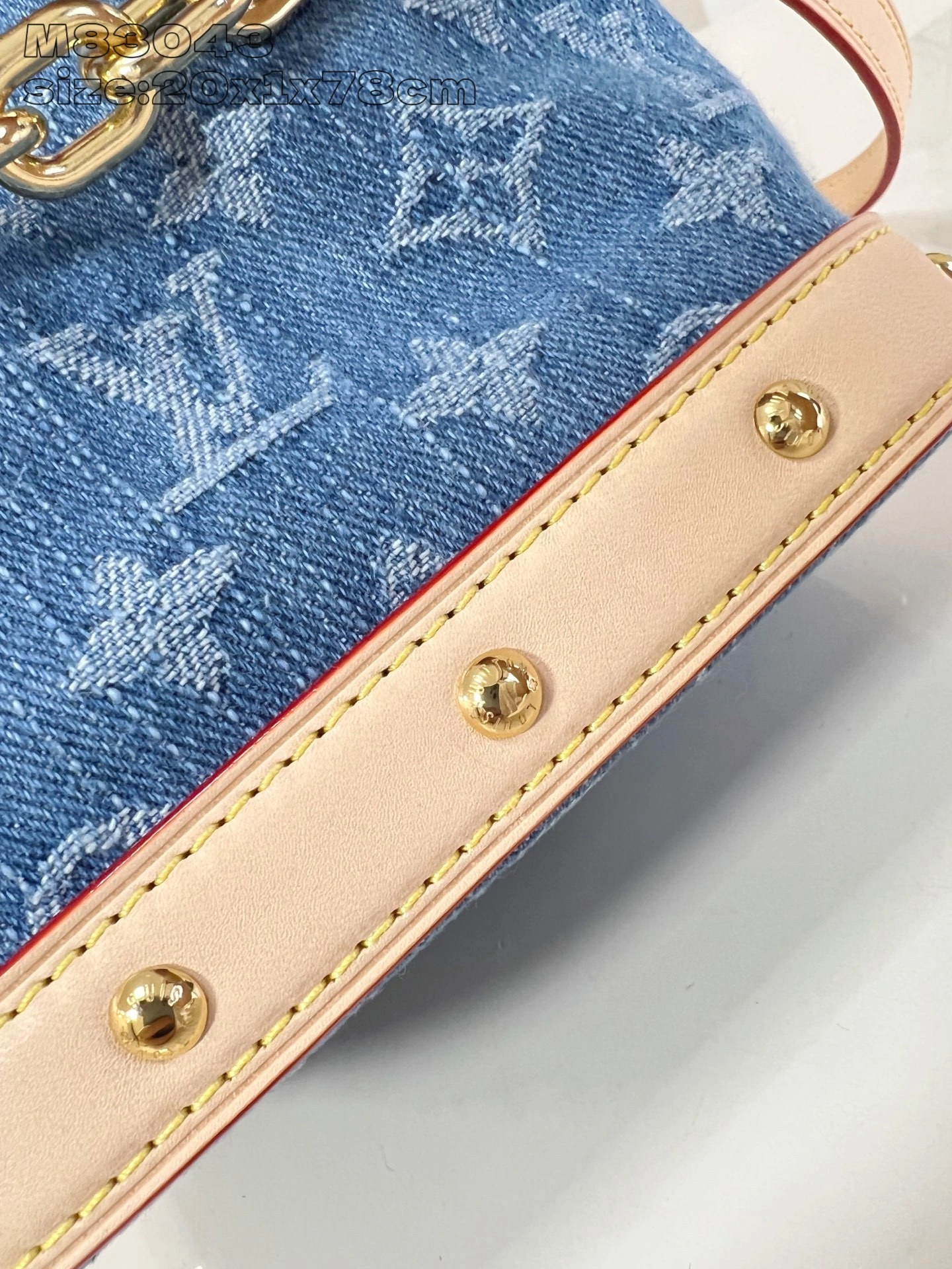 momo-- 8V M83043 high quality version item:E-B000F1797H