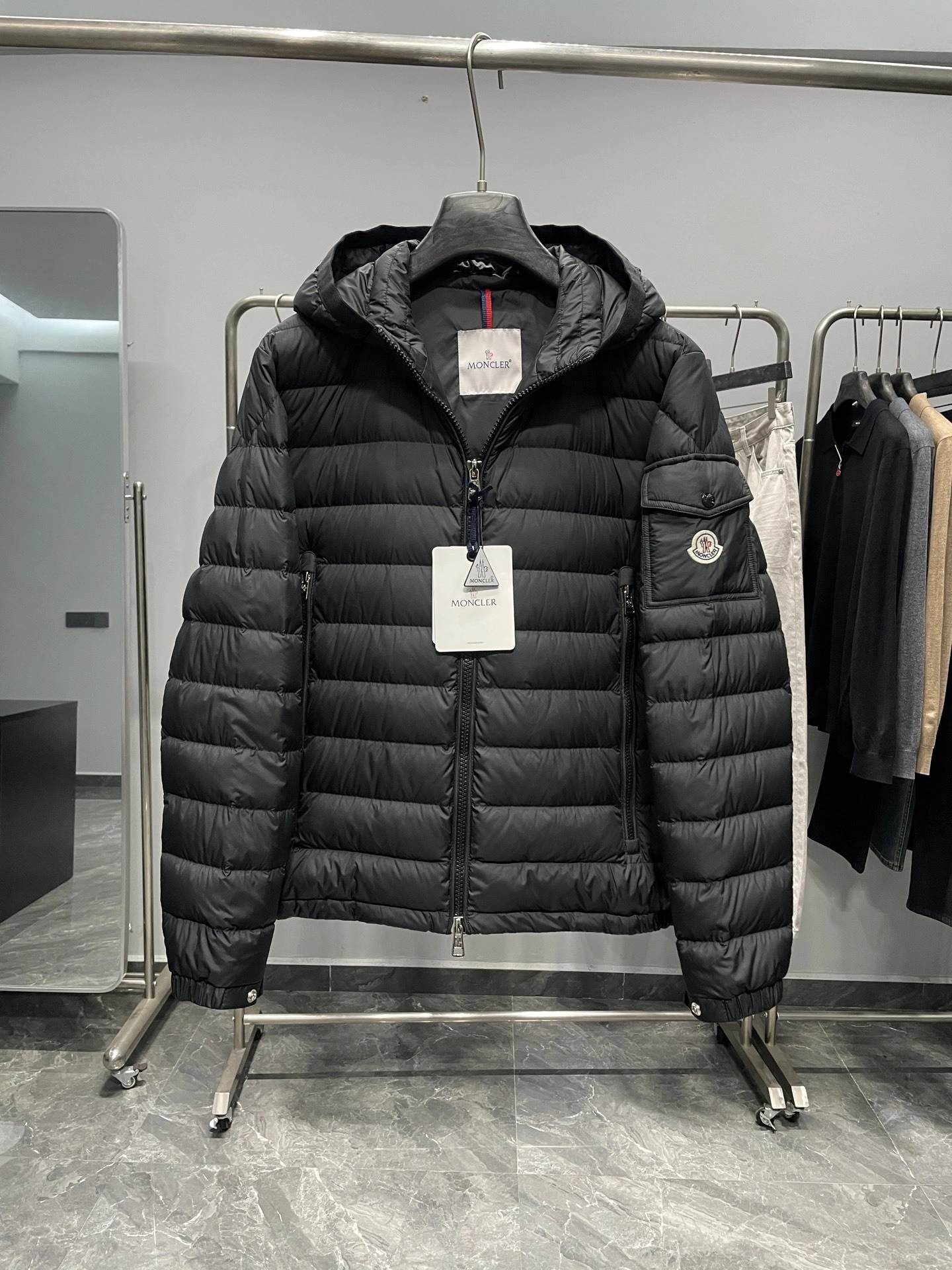 Bald Eagle- 7o9385r high quality version Down jacket 90% white duck down nylon item:E-F360K1109