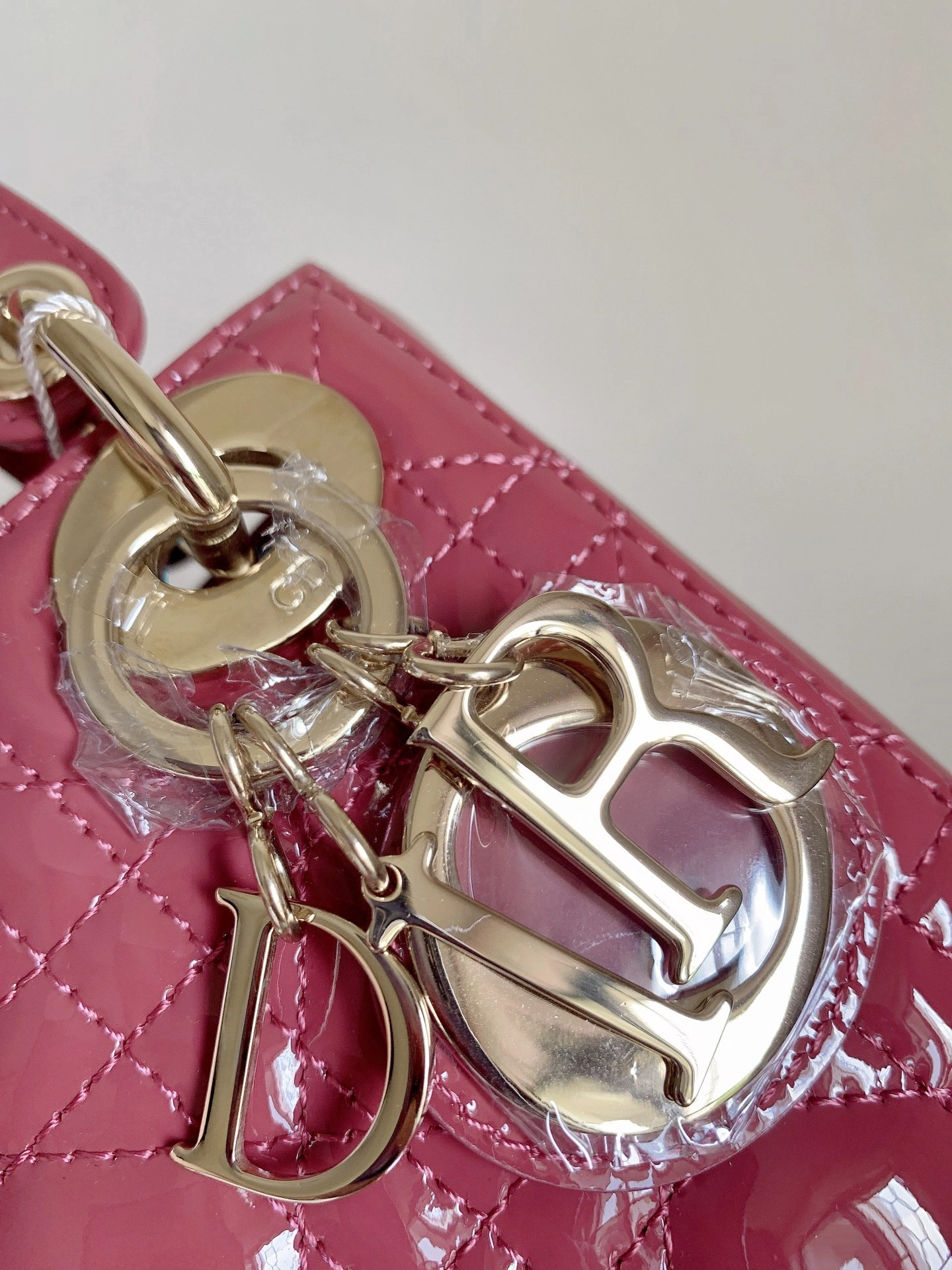 Custombag-- M0505OWCB-M68P Lady high quality version Hibiscus powder item：C-B803D0736