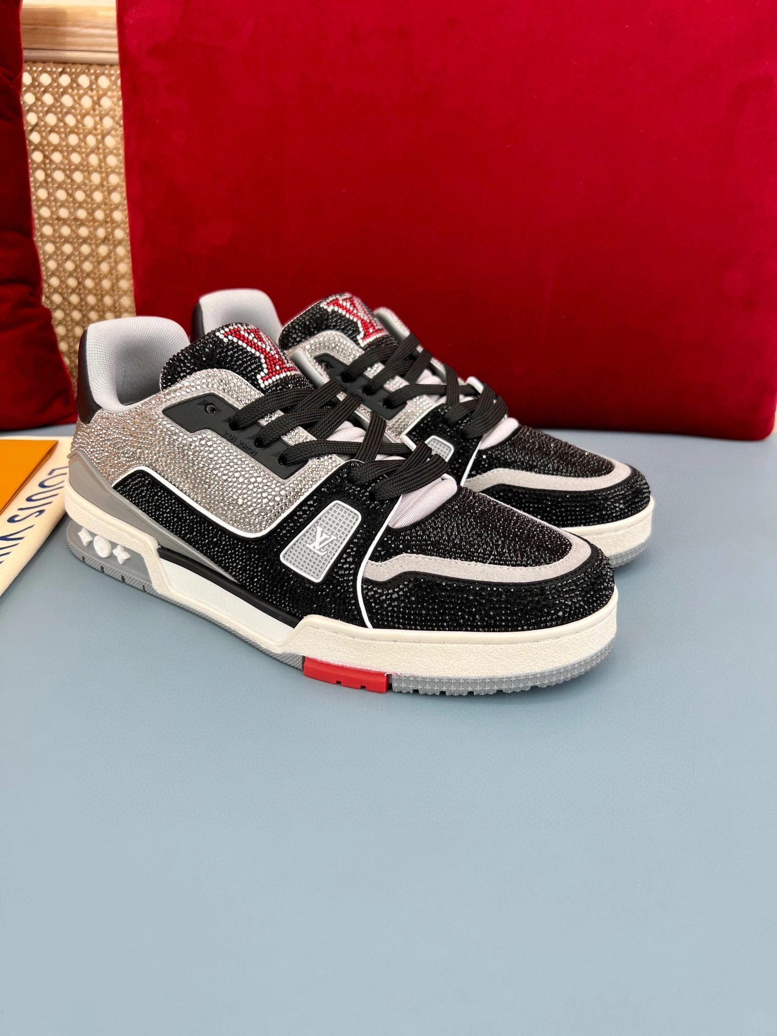 oobb- Trainer 1AA6PR item:B-X430L2109