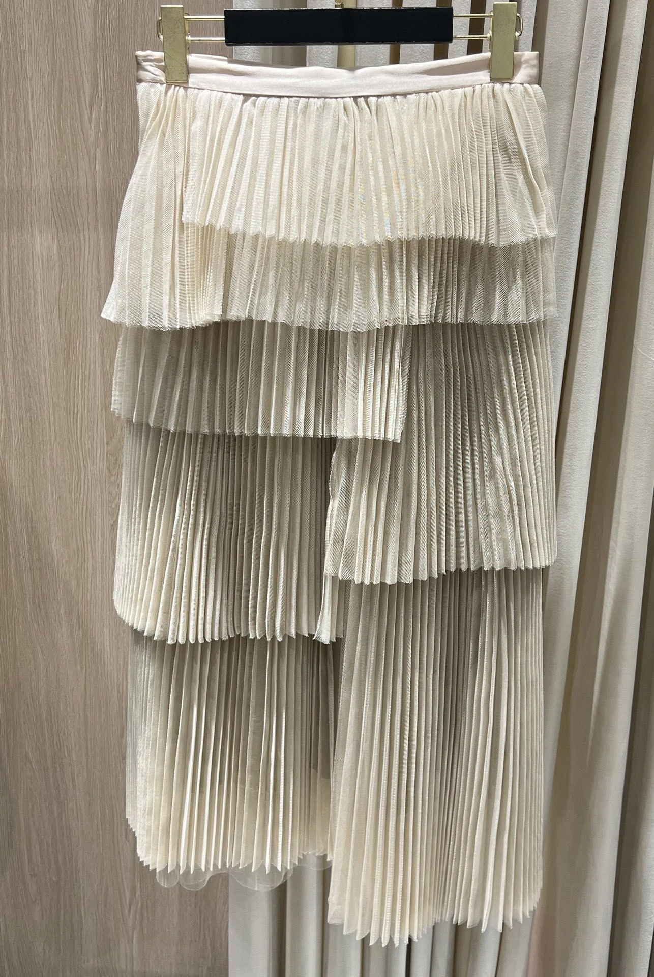 Victoria -- 4ior Multi-Layered Tiered Pleated Tulle Skirt 2colour item:E-F140L1918-2H