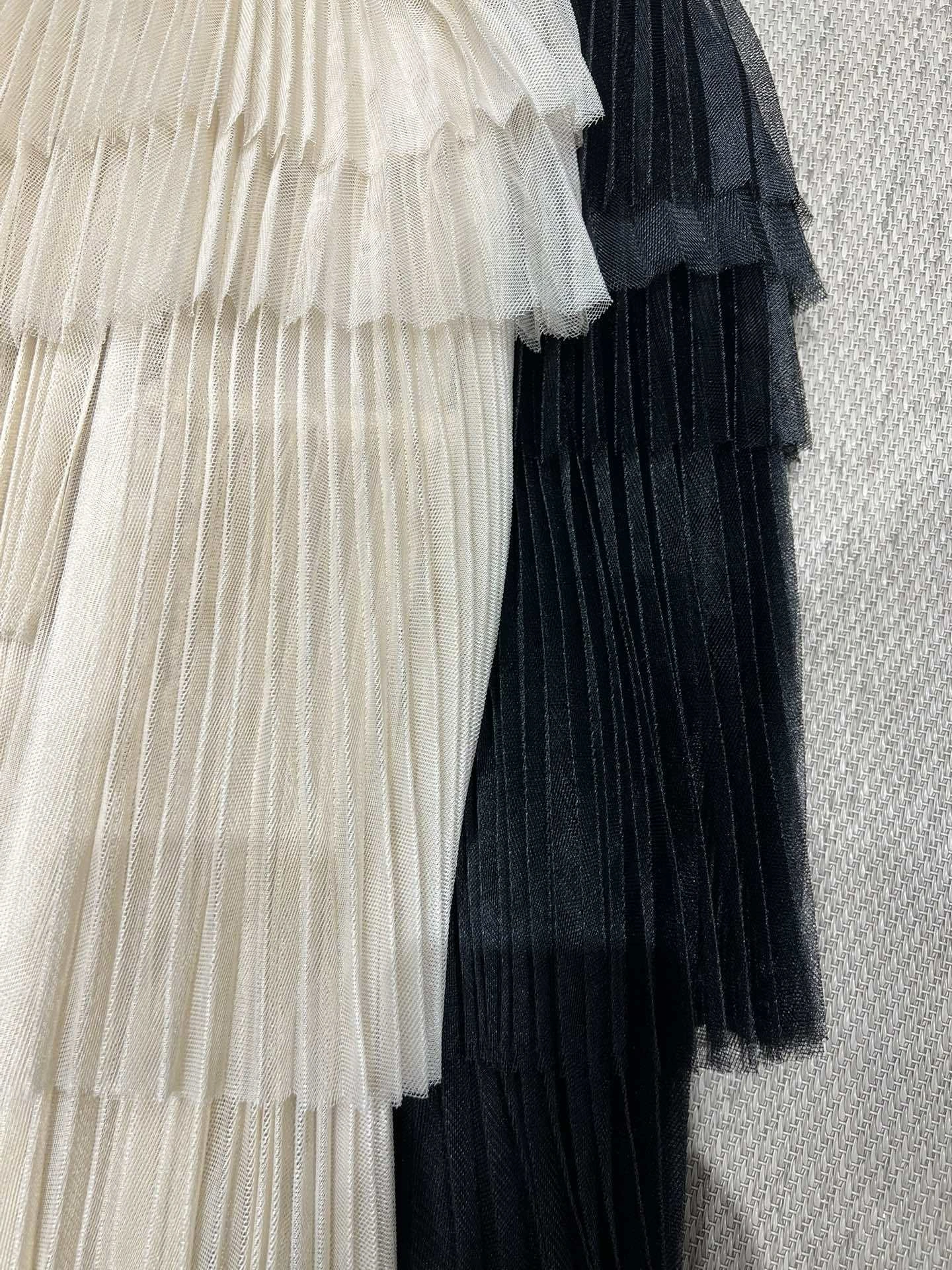 Victoria -- 4ior Multi-Layered Tiered Pleated Tulle Skirt 2colour item:E-F140L1918-2H