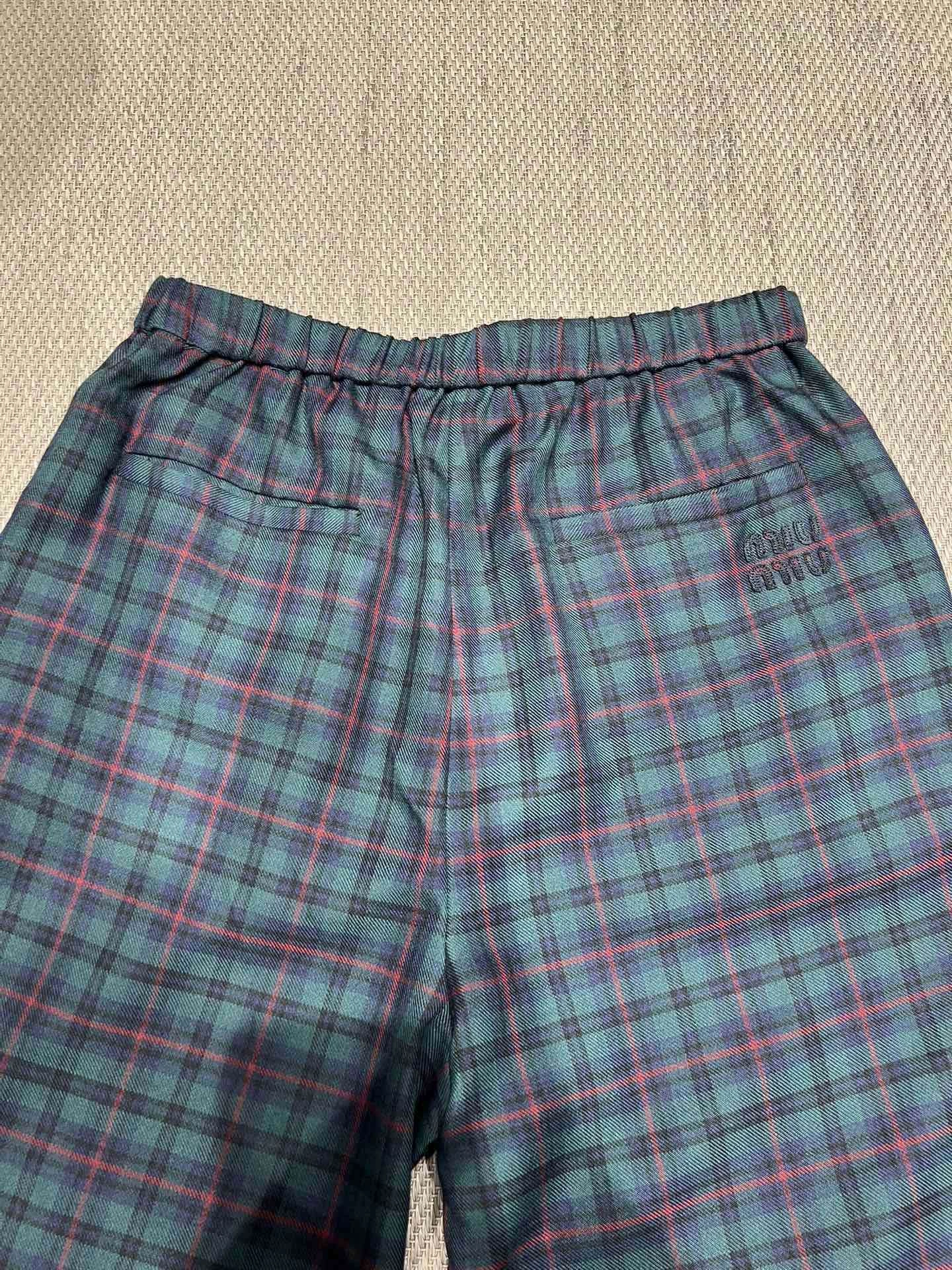 Victoria -- 7iu7iu Checked Embroidered Shirt + Checked Trousers suit item:E-F140L1923H