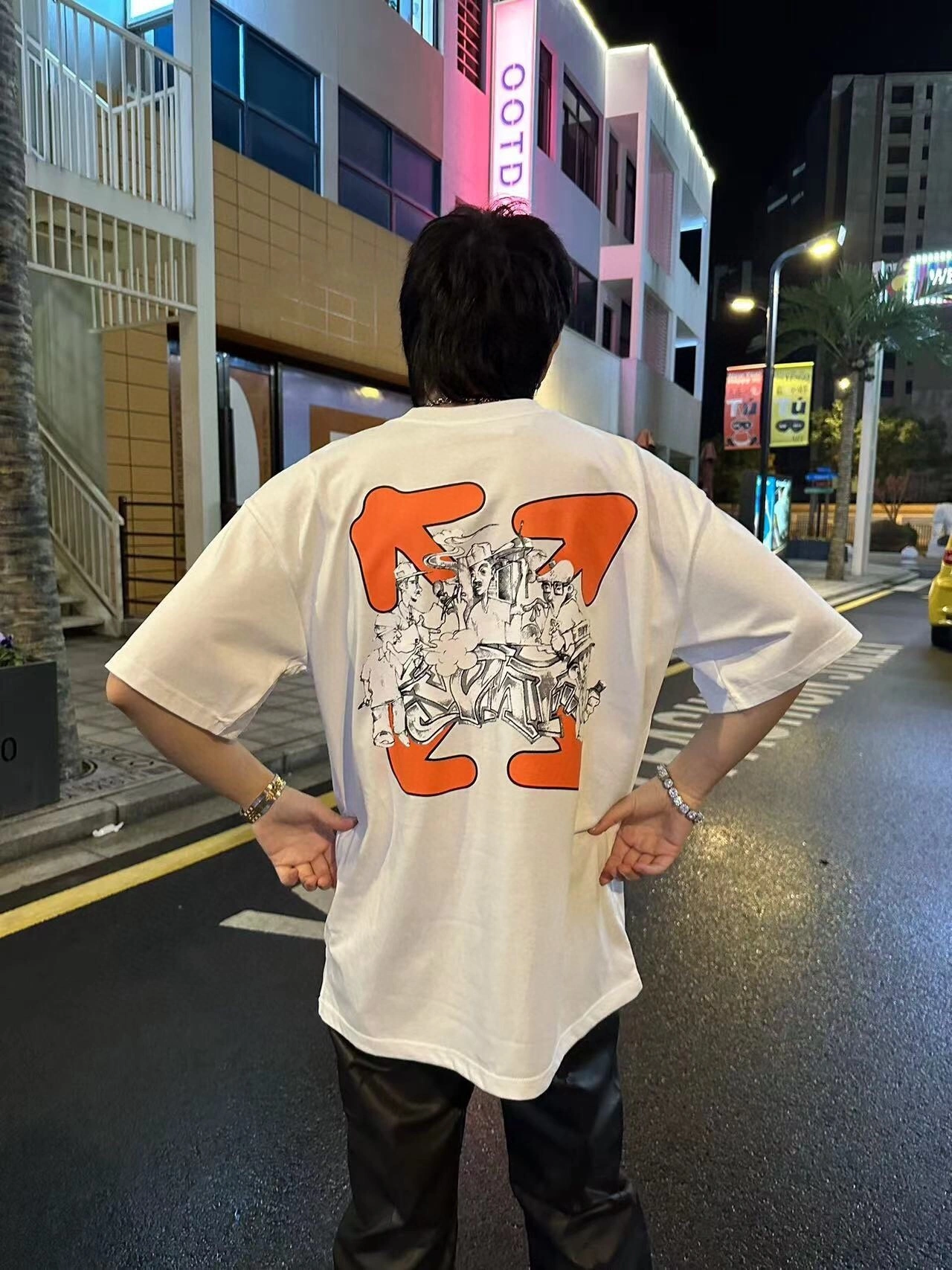 oversized item:C-F477D1014