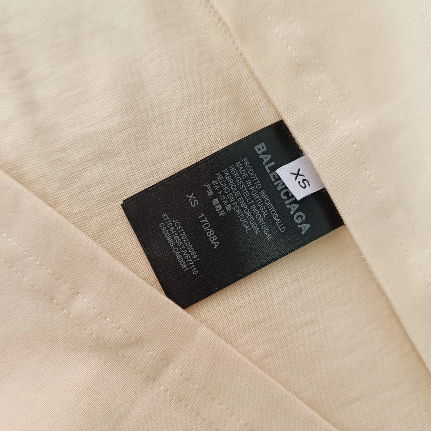 oversized item:C-F477D1022