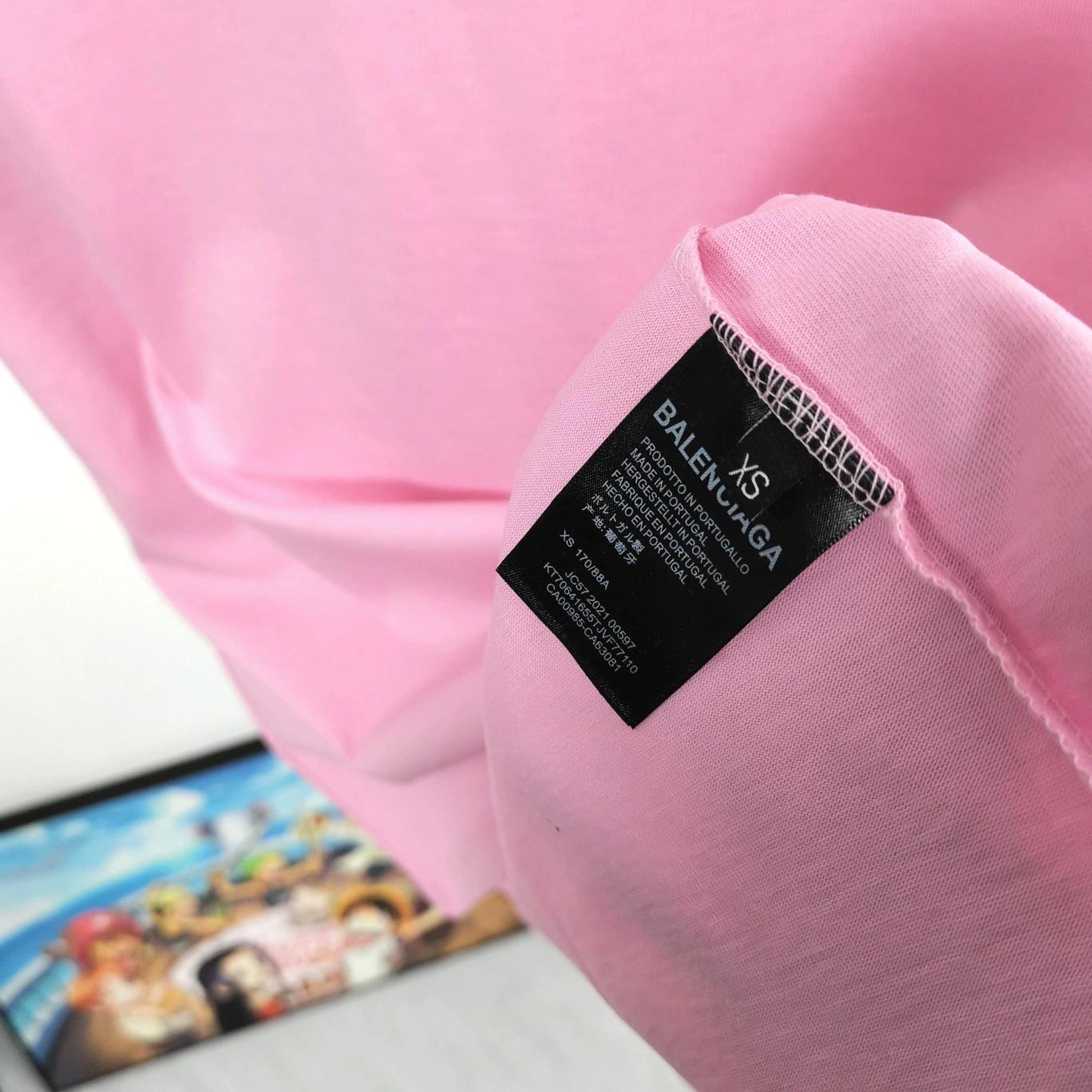 oversized item:C-F477D1025