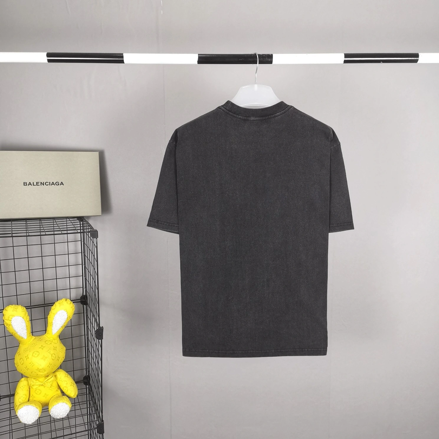 oversized item:C-F477D1036