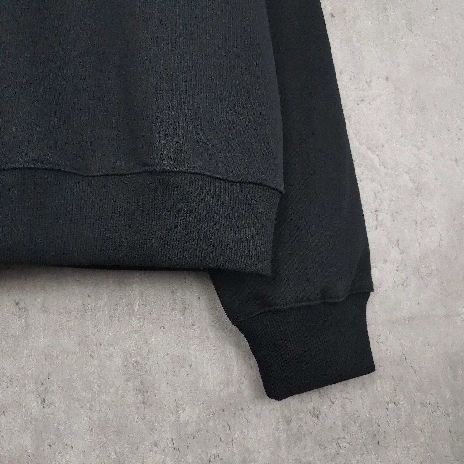 oversized item:C-F477D1059