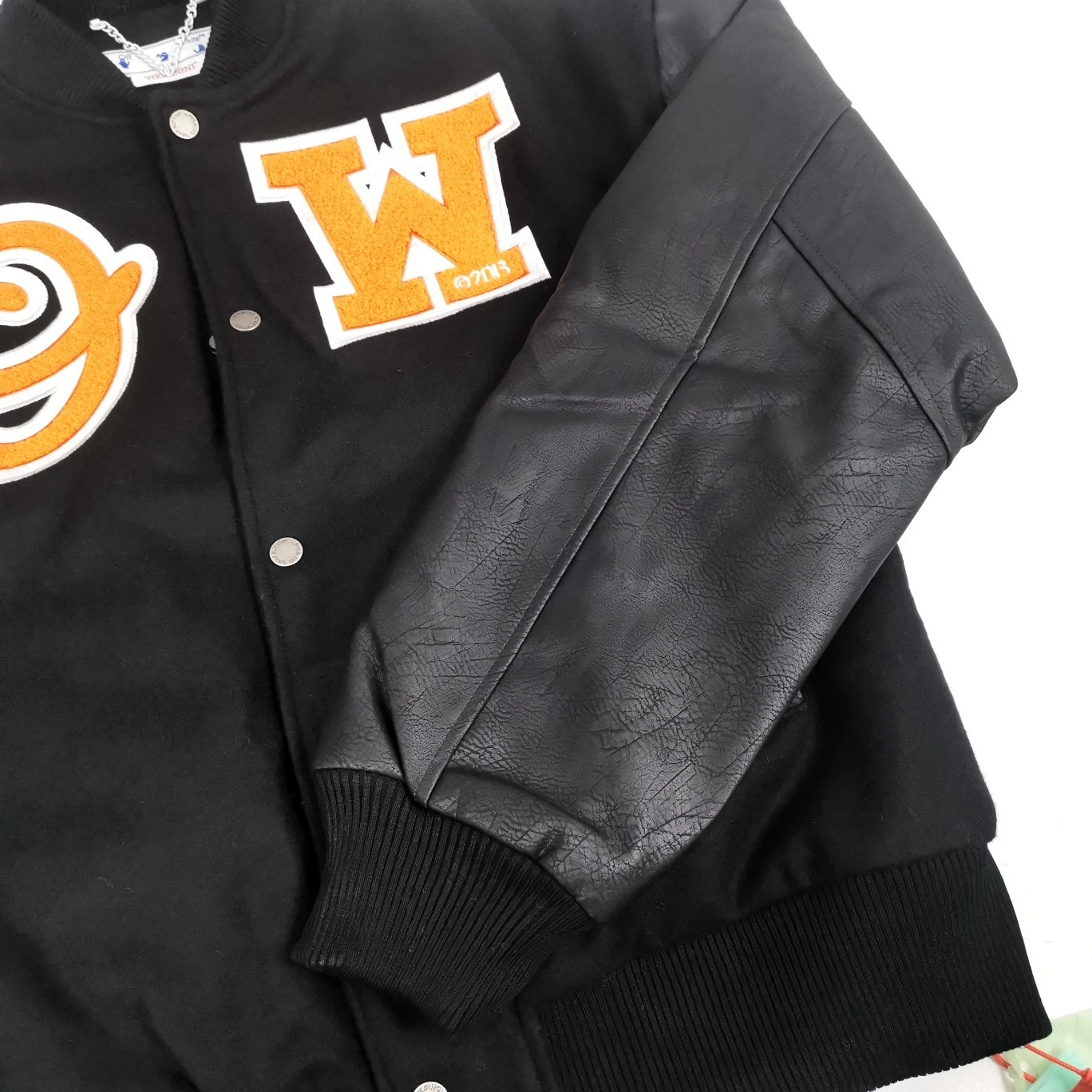 oversized item:C-F477D1065