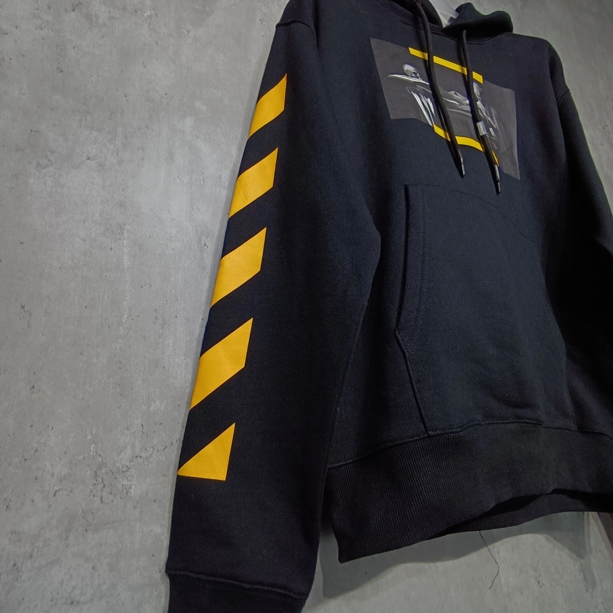 oversized item:C-F477D1073