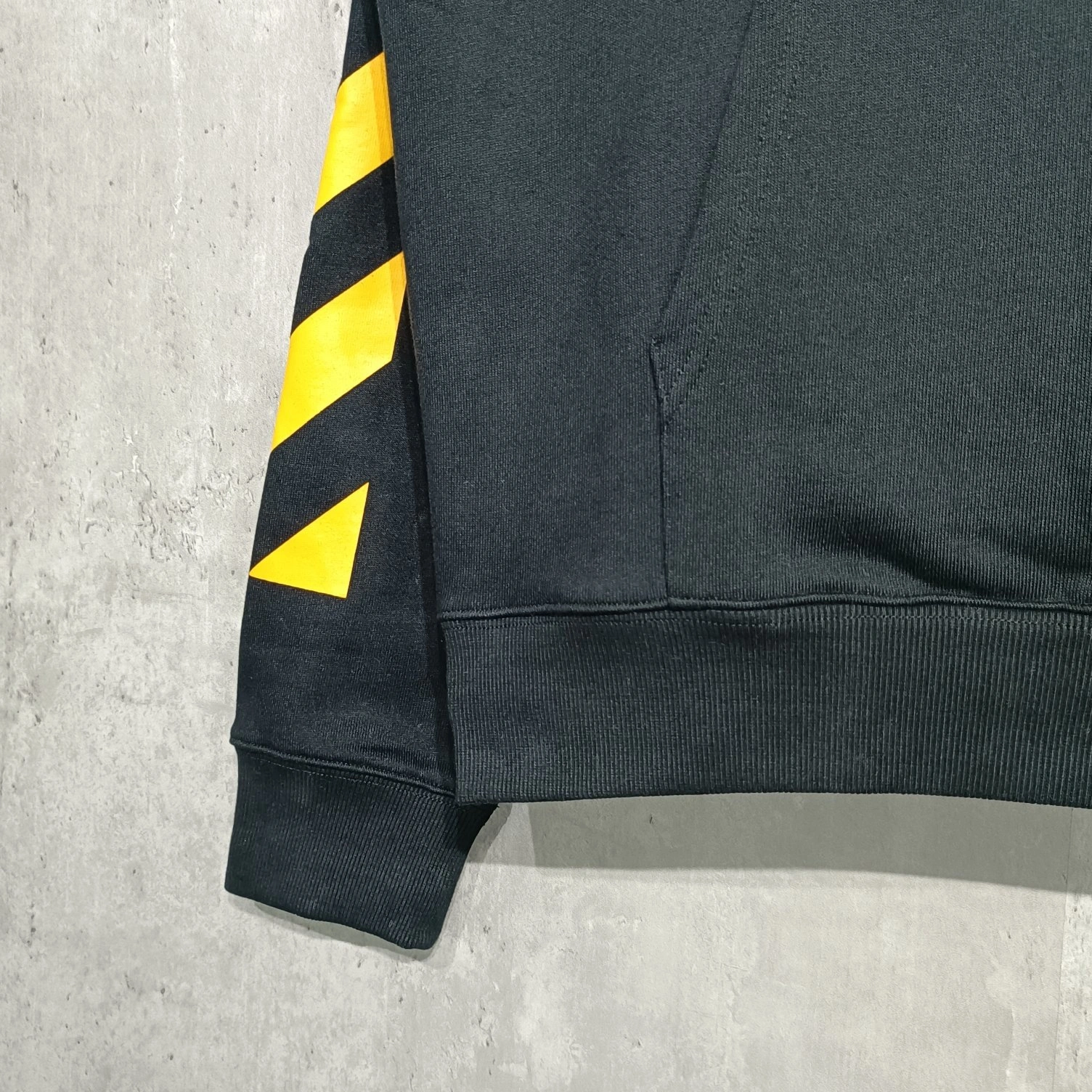 oversized item:C-F477D1073