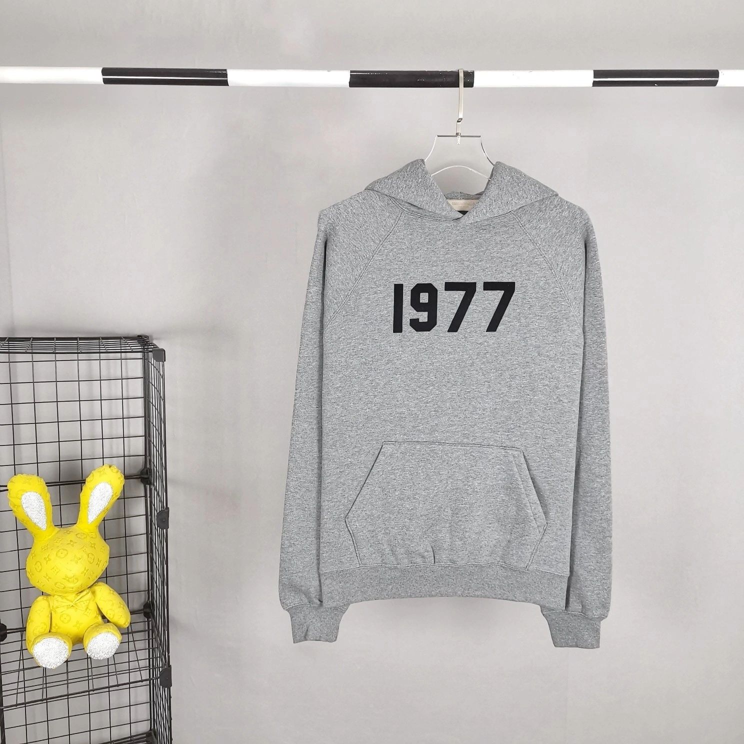 &oversized item:C-F477D1087