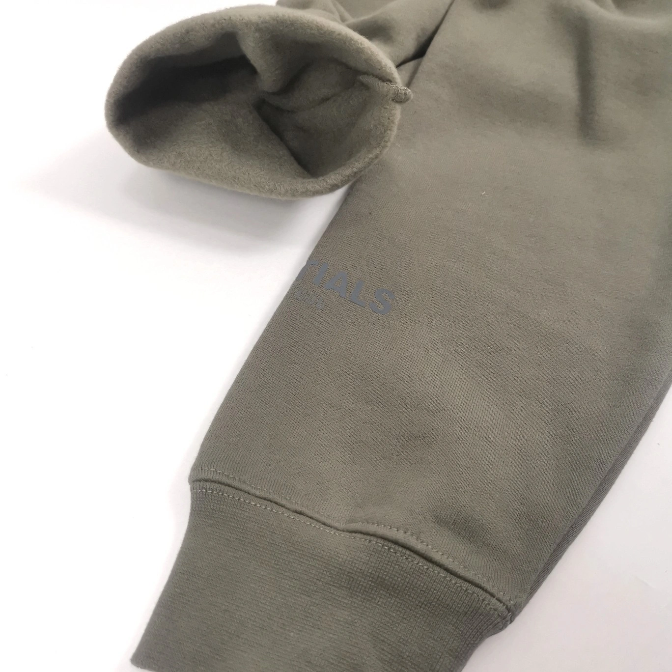&oversized item:C-F477D1301