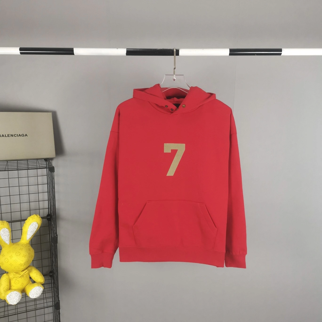 &oversized item:C-F477D1302