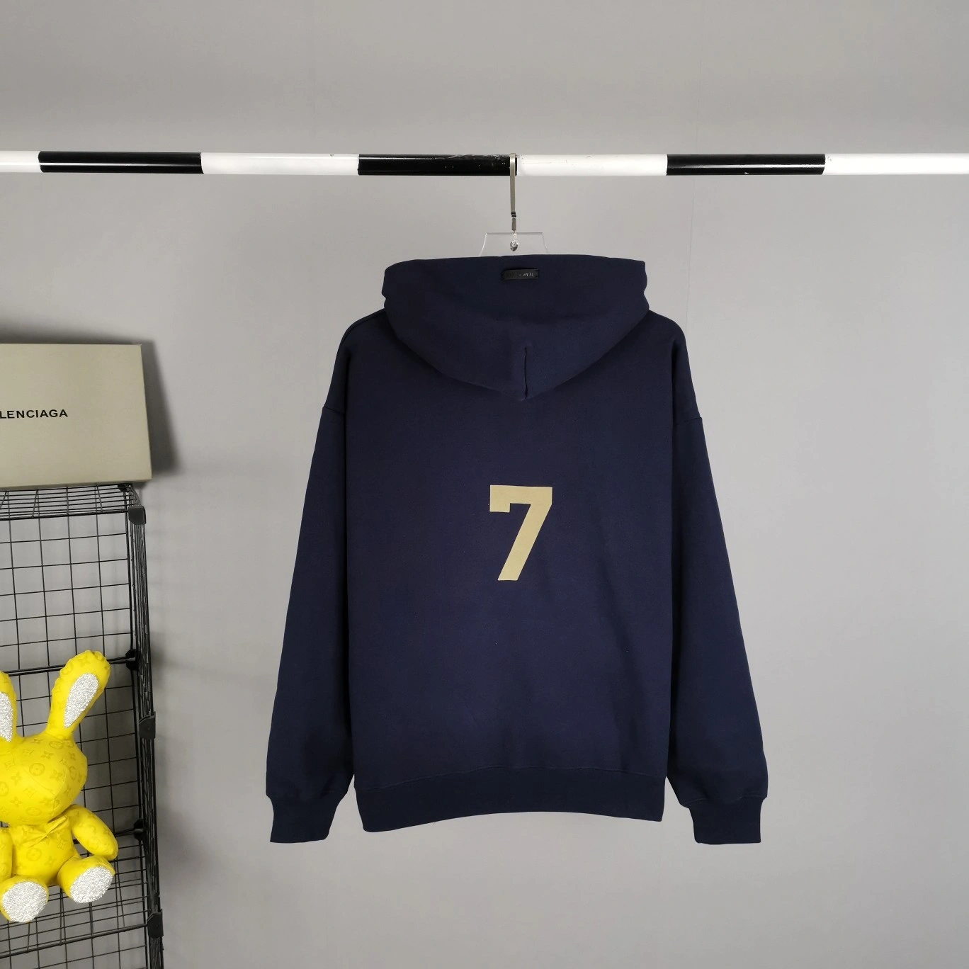 oversized item:C-F477D1303