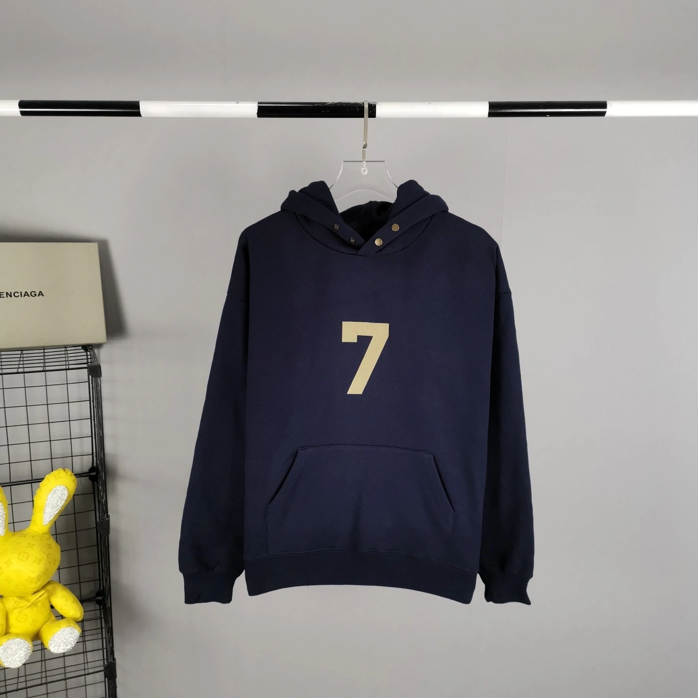 oversized item:C-F477D1303