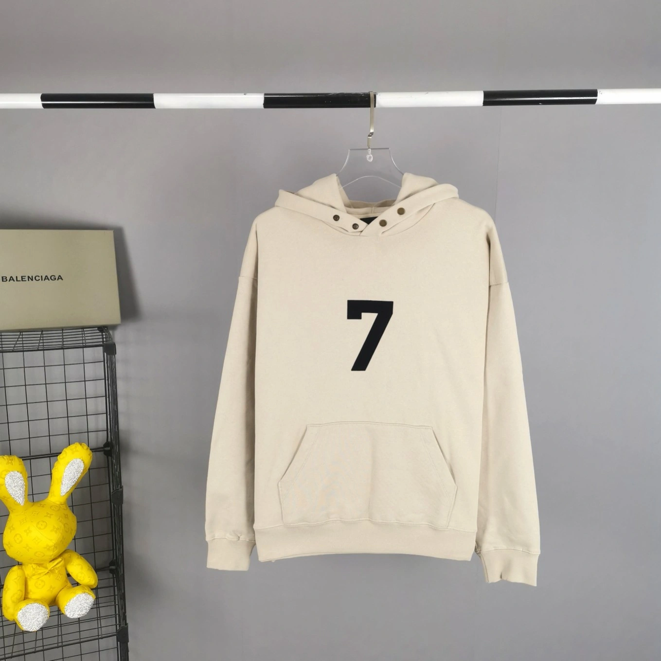oversized item:C-F477D1305