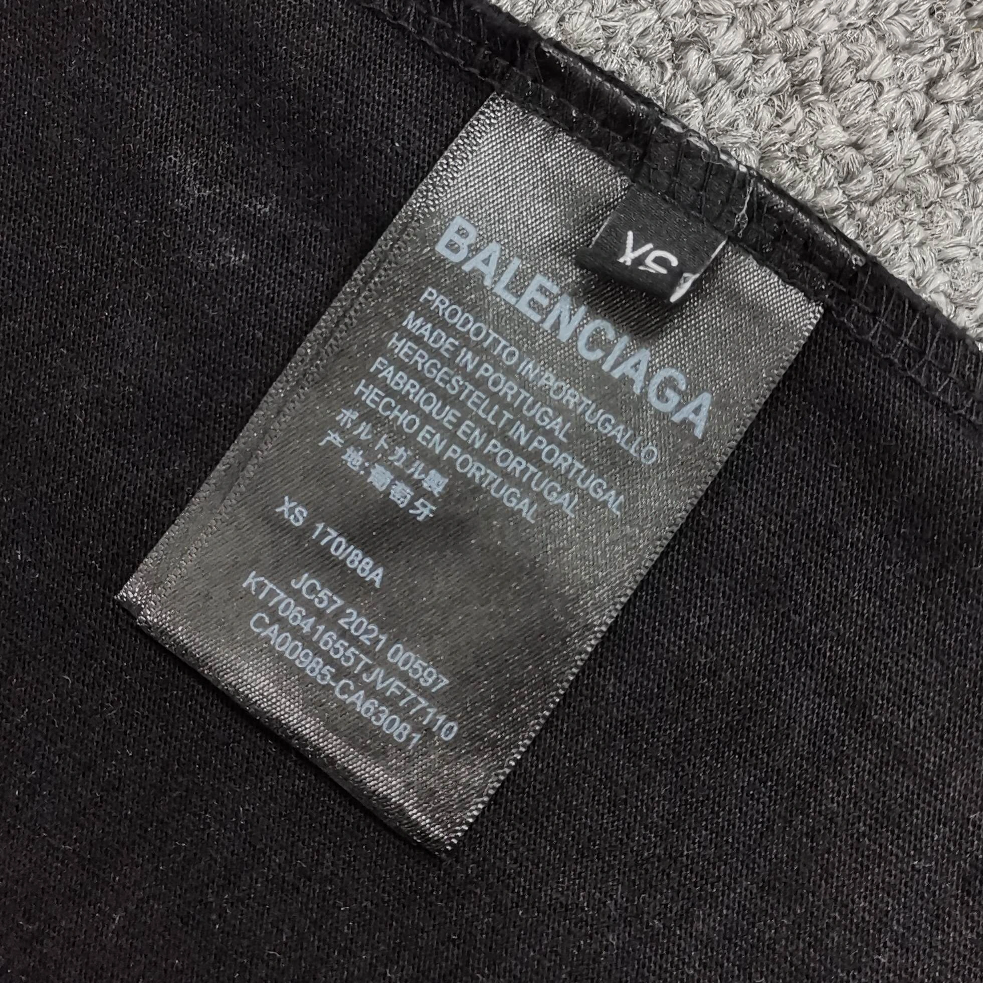 &oversized item:C-F477D1402