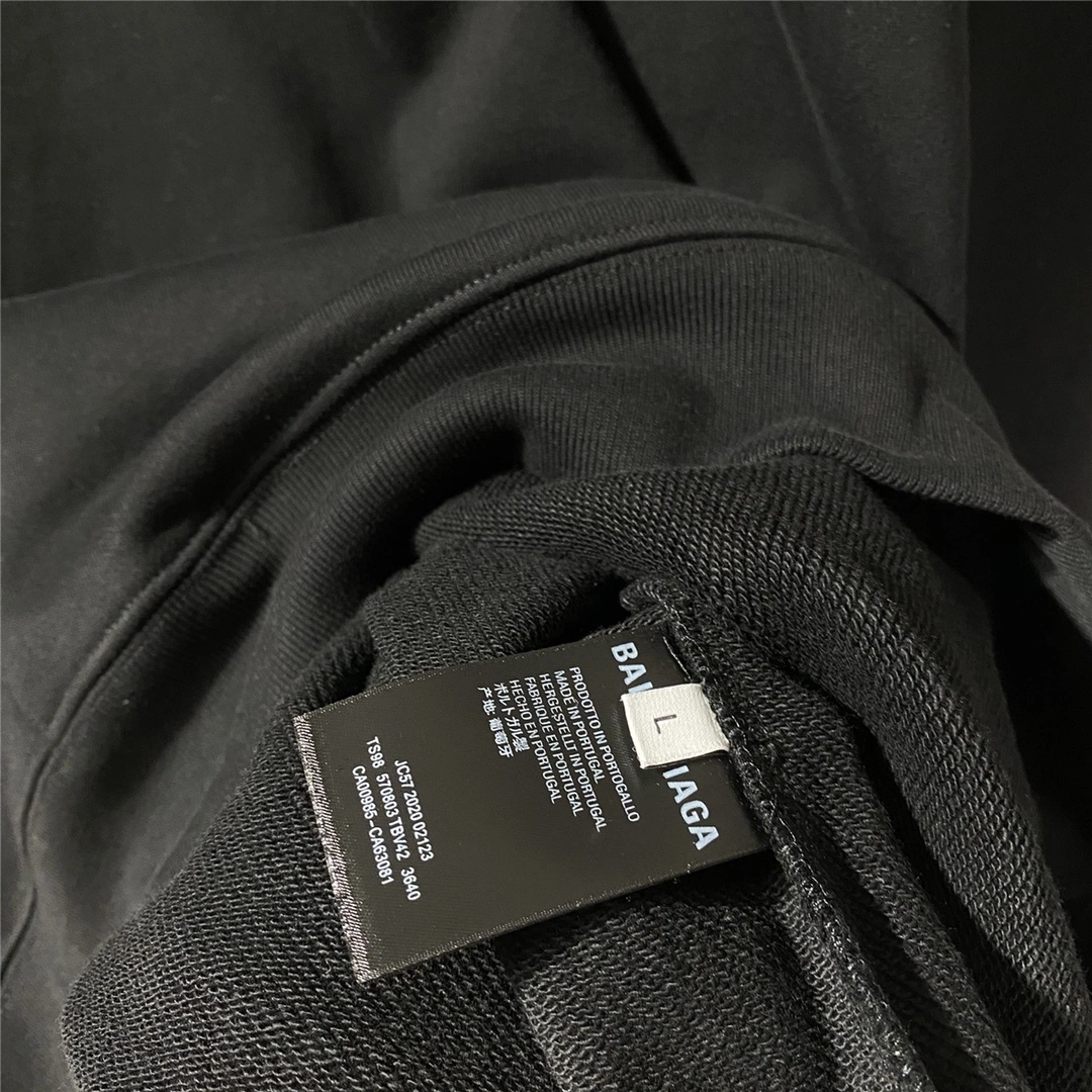 &oversized item:C-F477D1703
