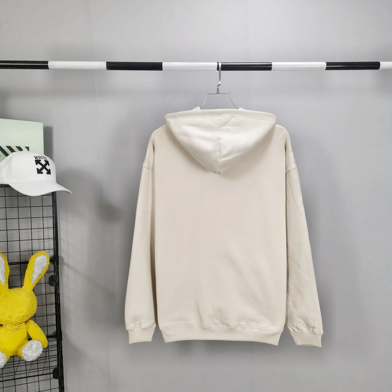 &oversized item:C-F477D1707