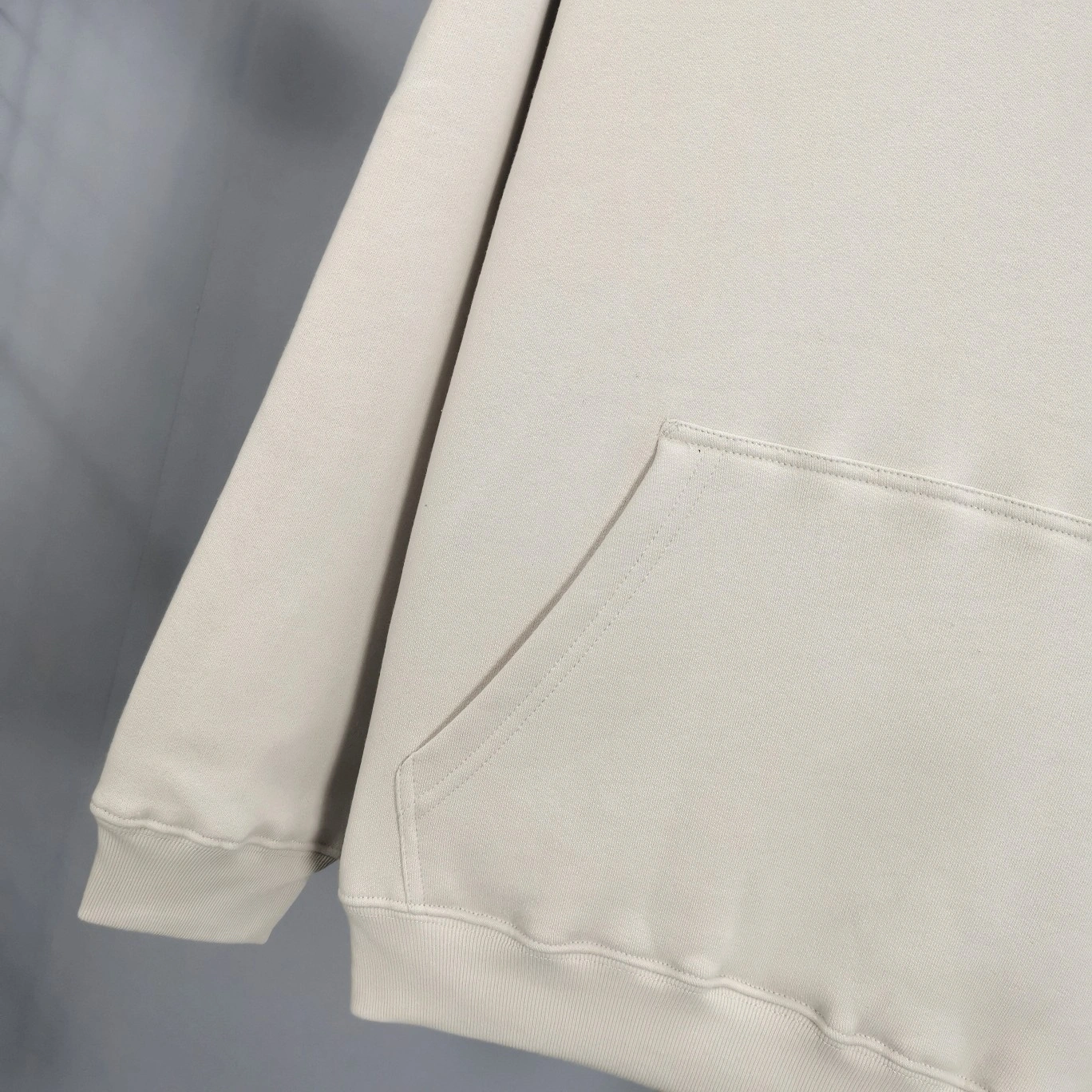 &oversized item:C-F477D1707