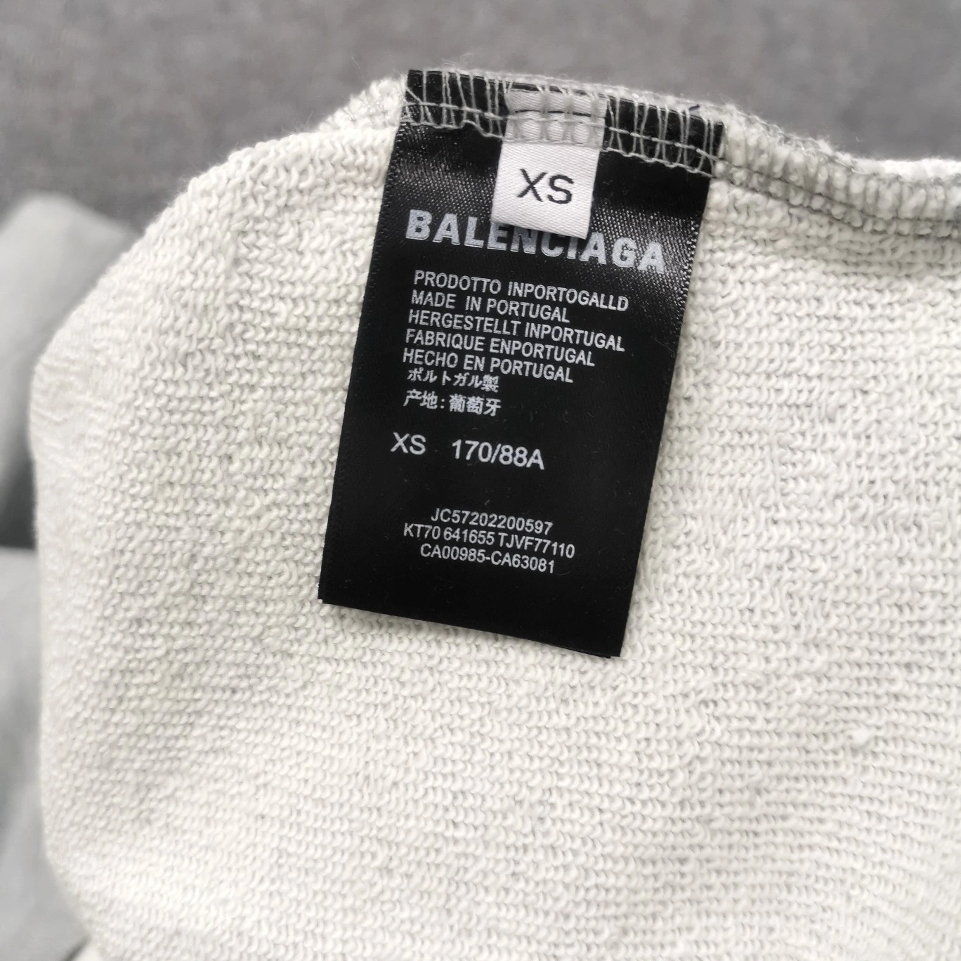 oversized item:C-F477D1724