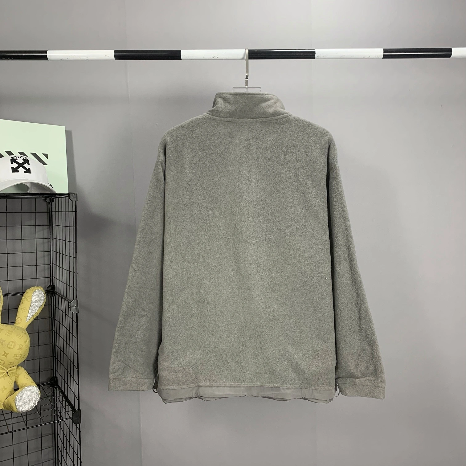 &oversized item:C-F477D1728