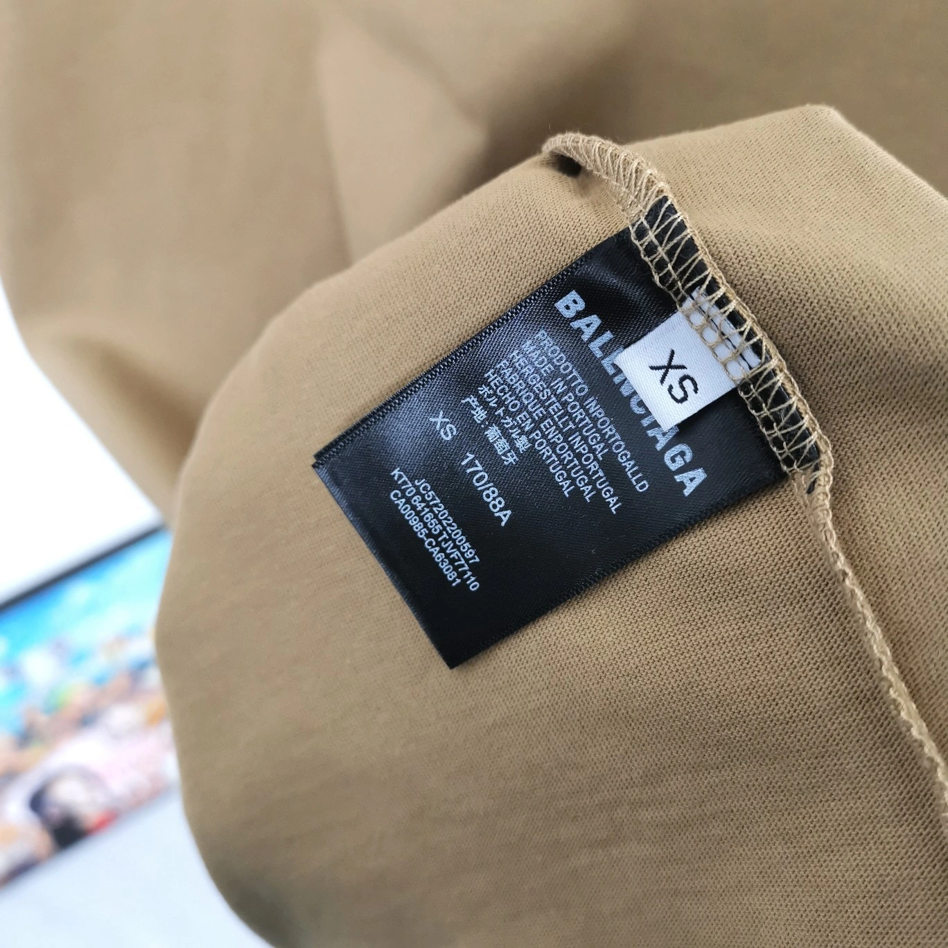 oversized item:C-F477D1815