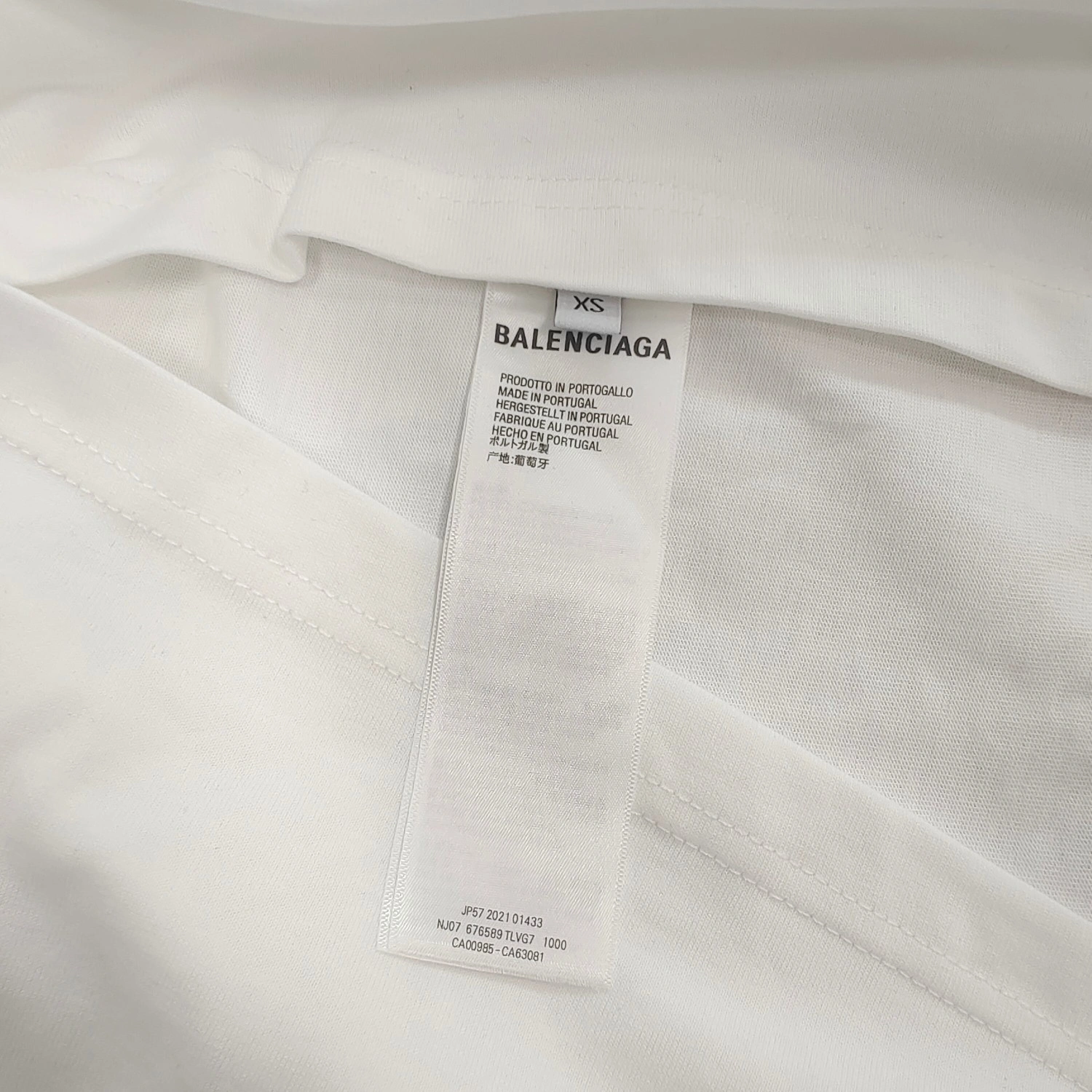 oversized item:C-F477D2023