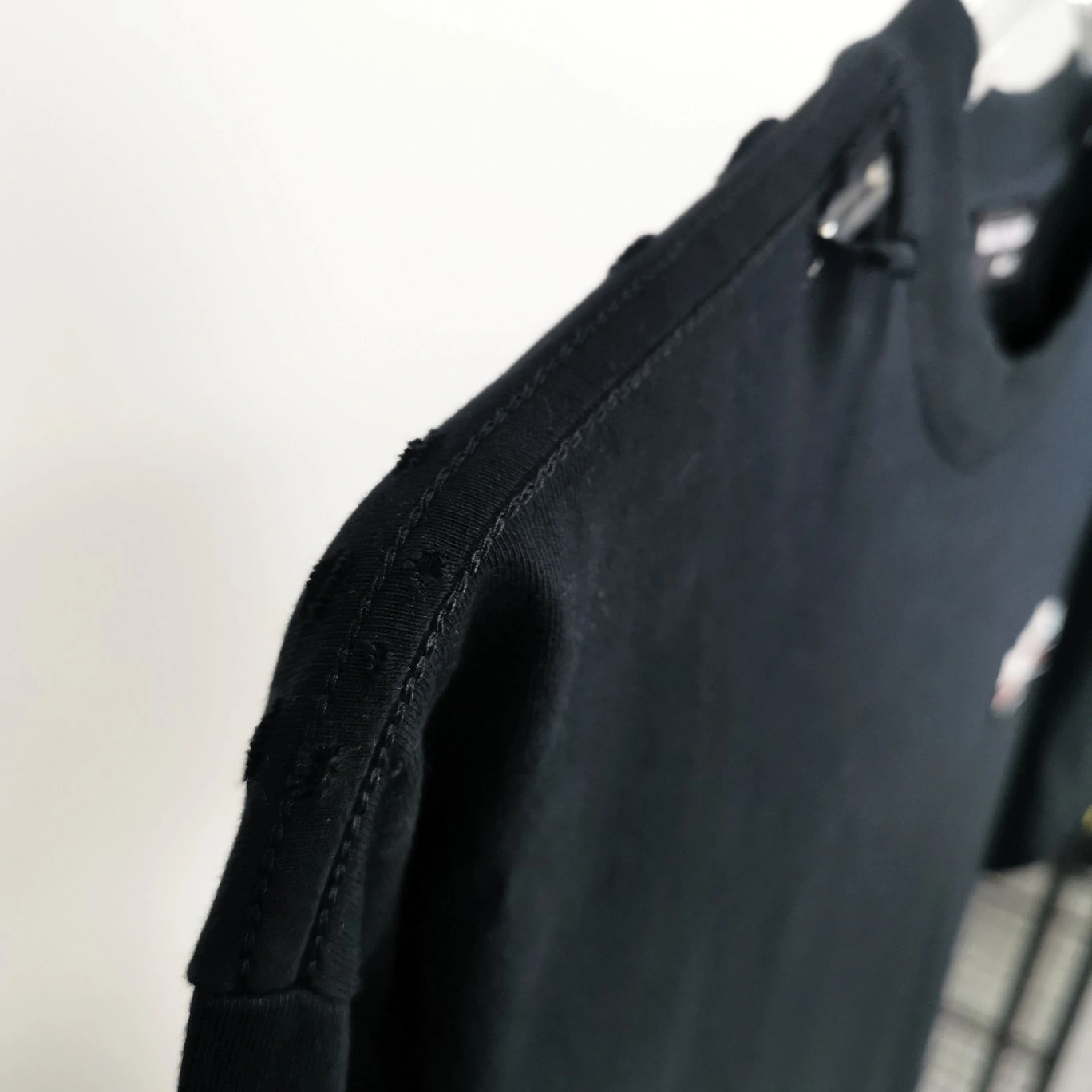 oversized item:C-F477D2028