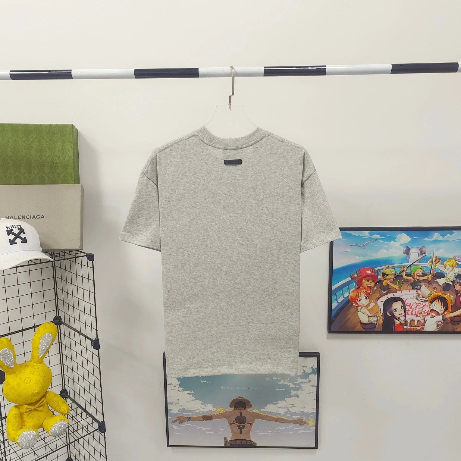 oversized item:C-F477D2029