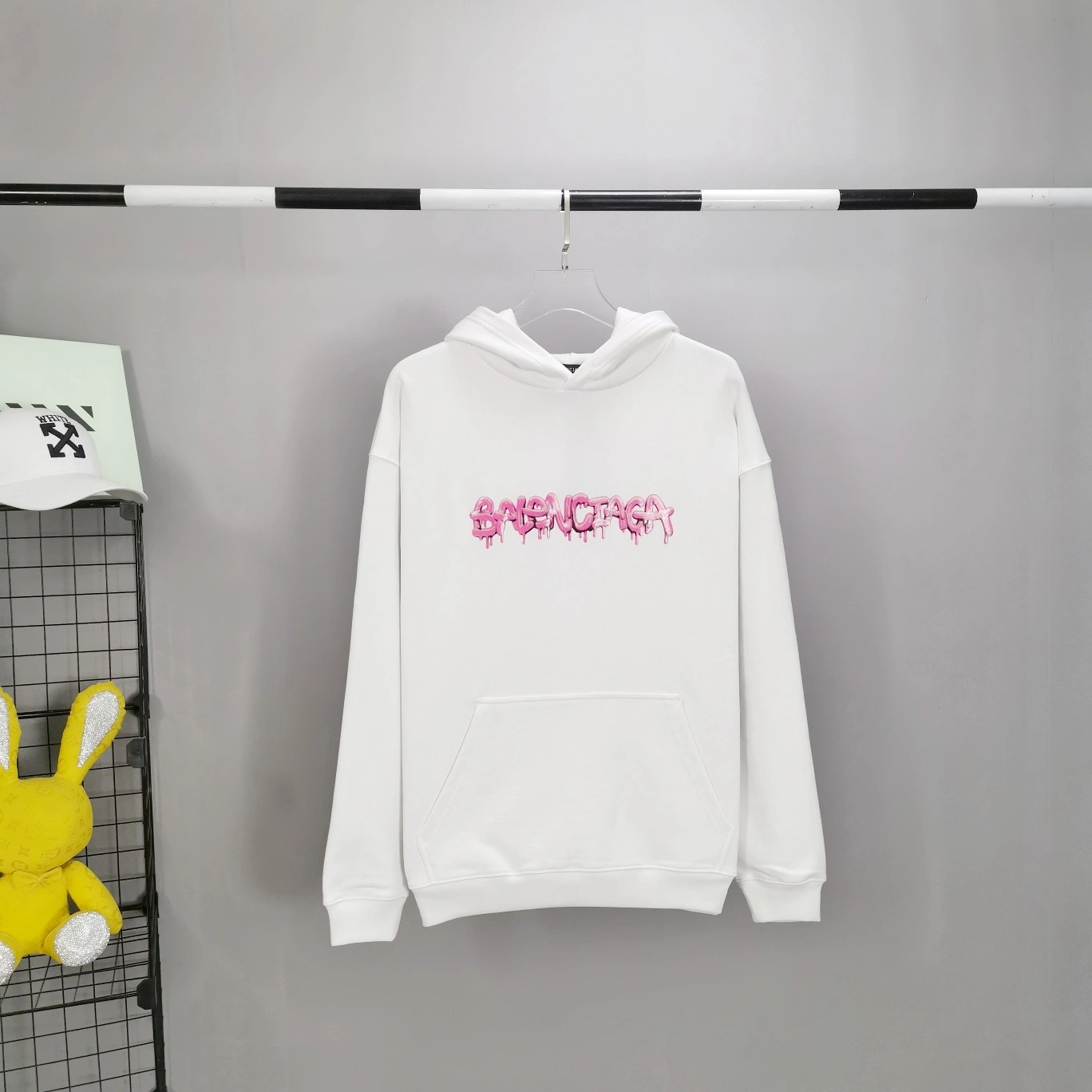 oversized item:C-F477D2039