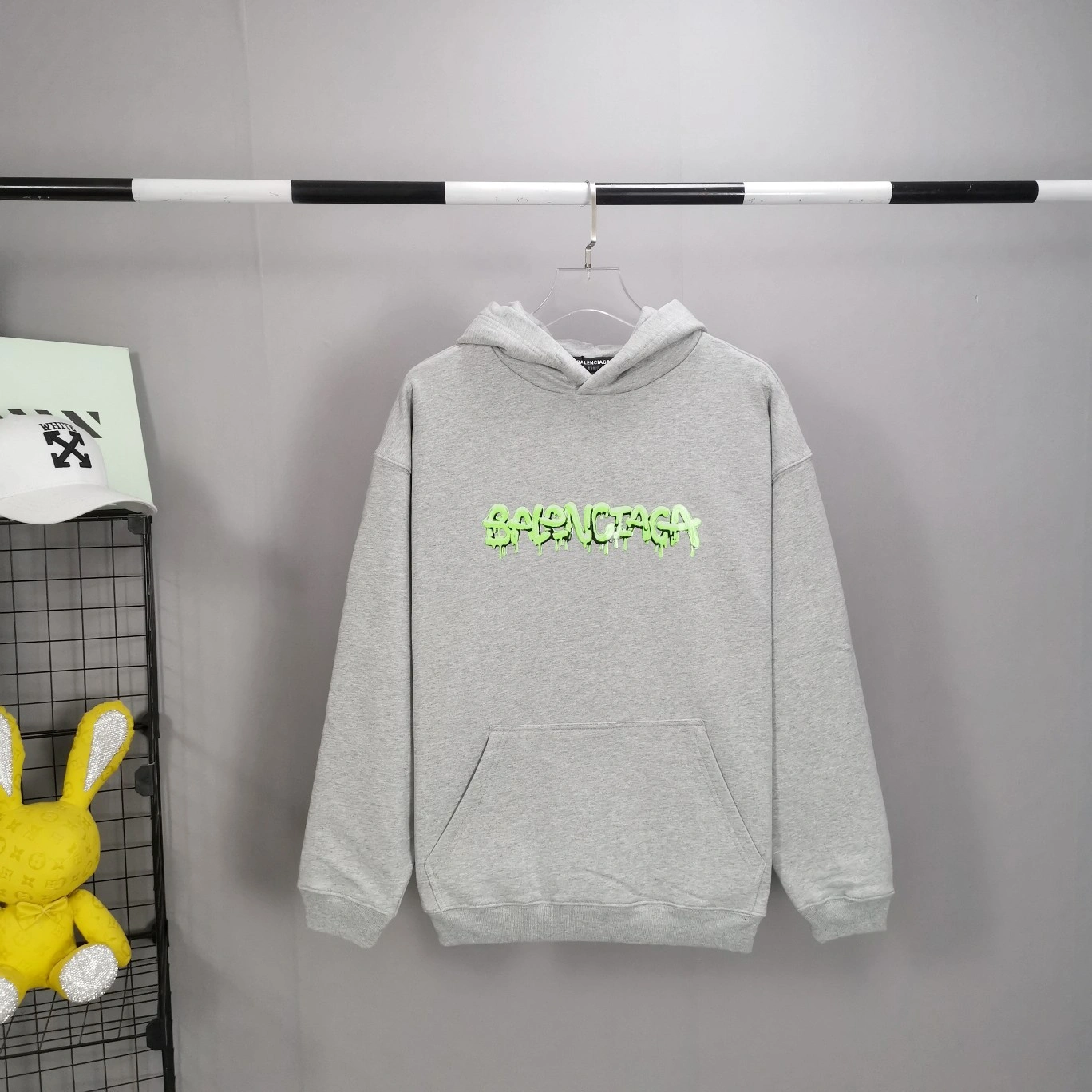 oversized item:C-F477D2043