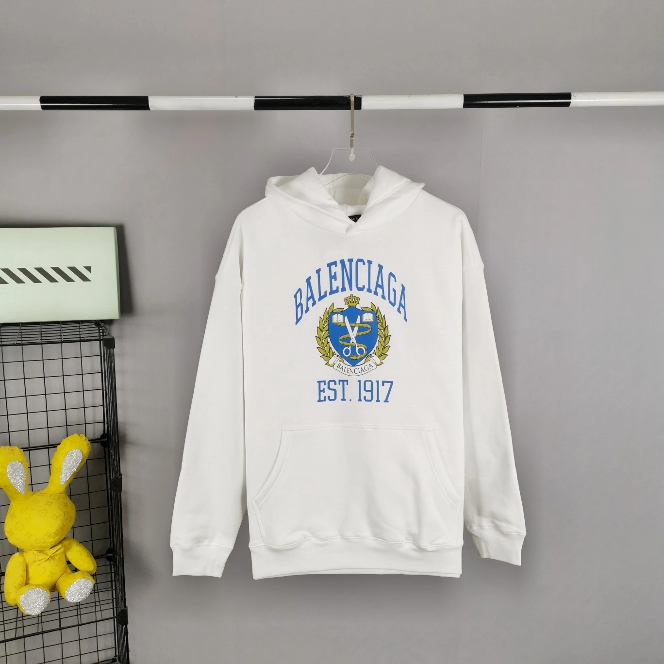 oversized item:C-F477D2046