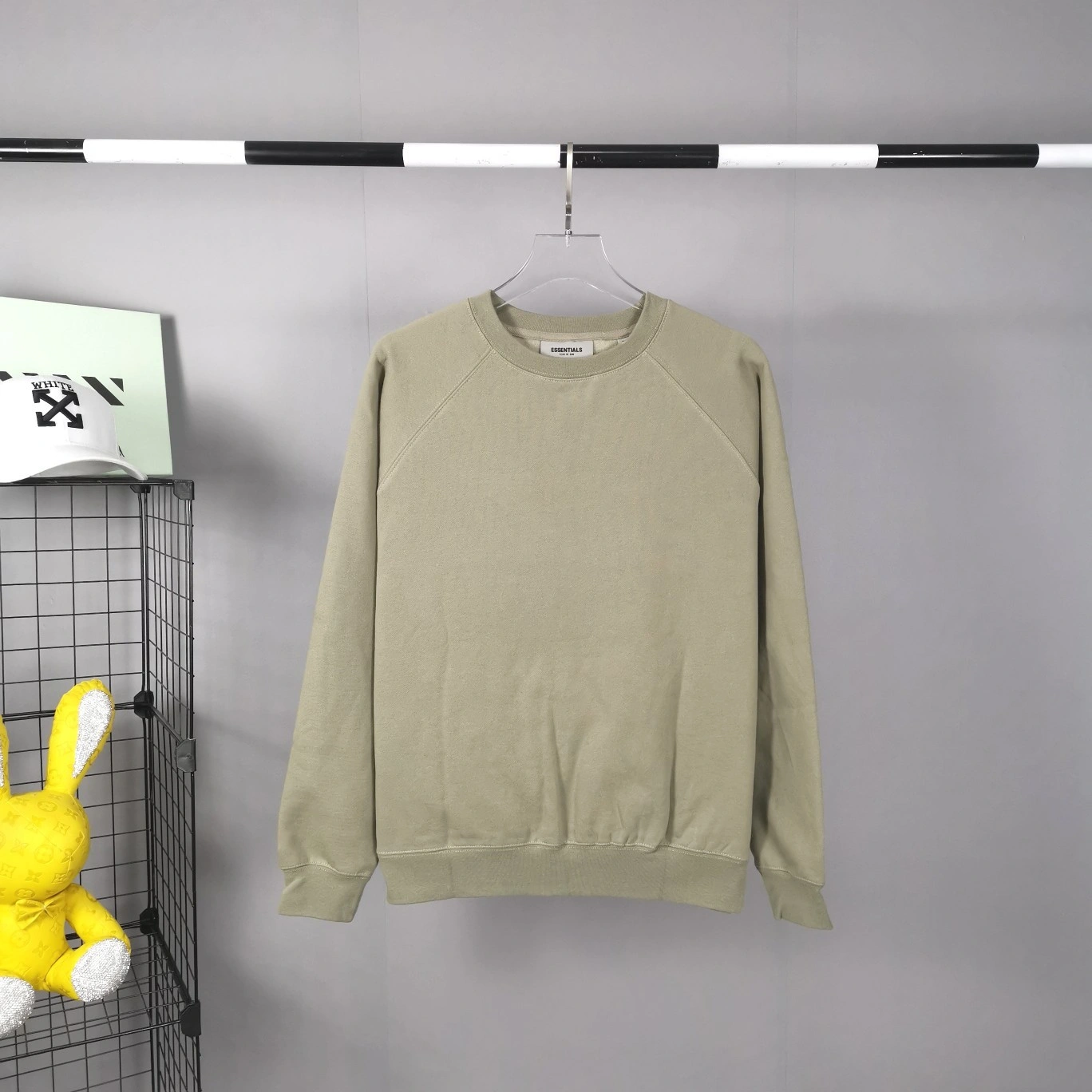oversized item:C-F477D2049