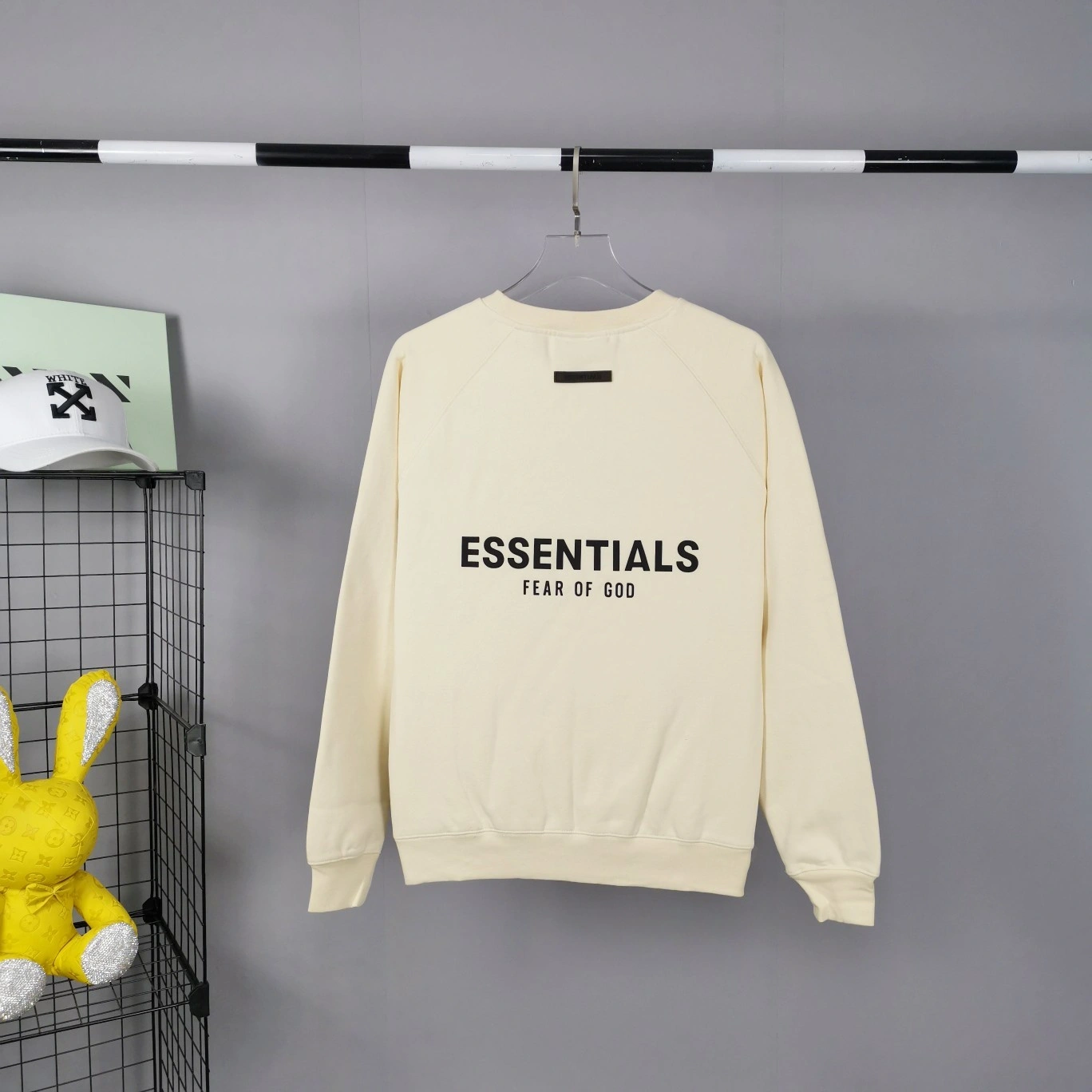 oversized item:C-F477D2051