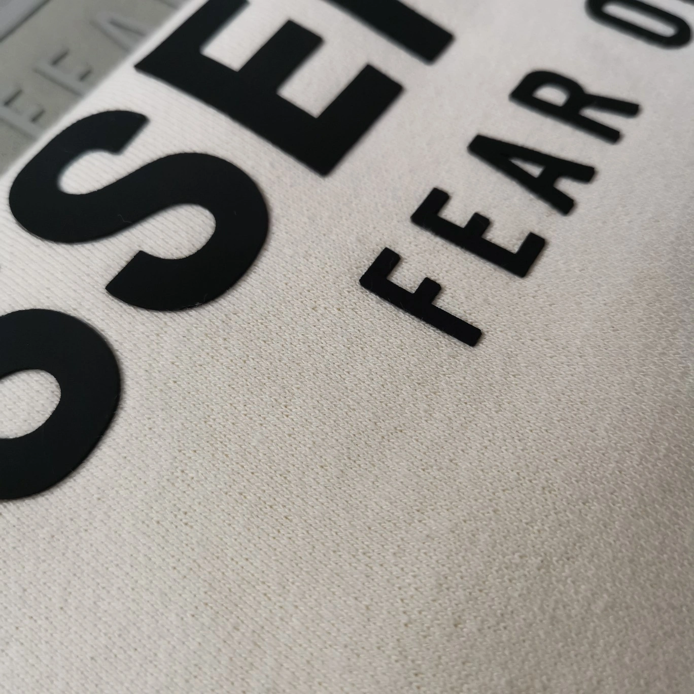 oversized item:C-F477D2051