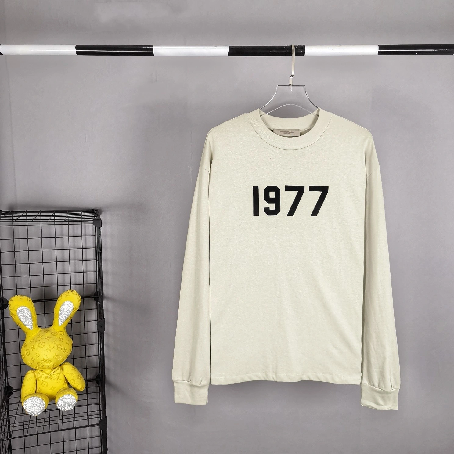 oversized item:C-F477D2066