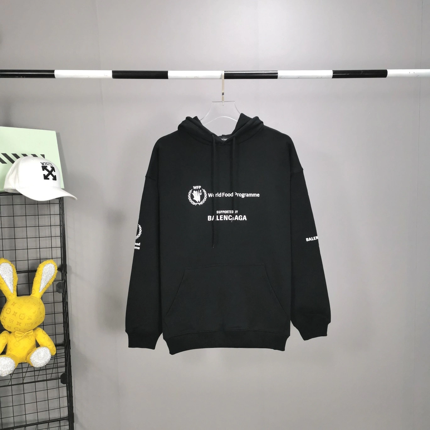 oversized item:C-F477D2438