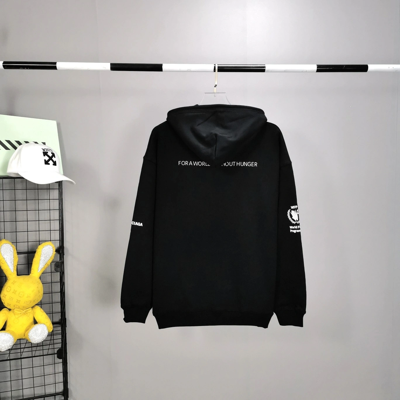 oversized item:C-F477D2438