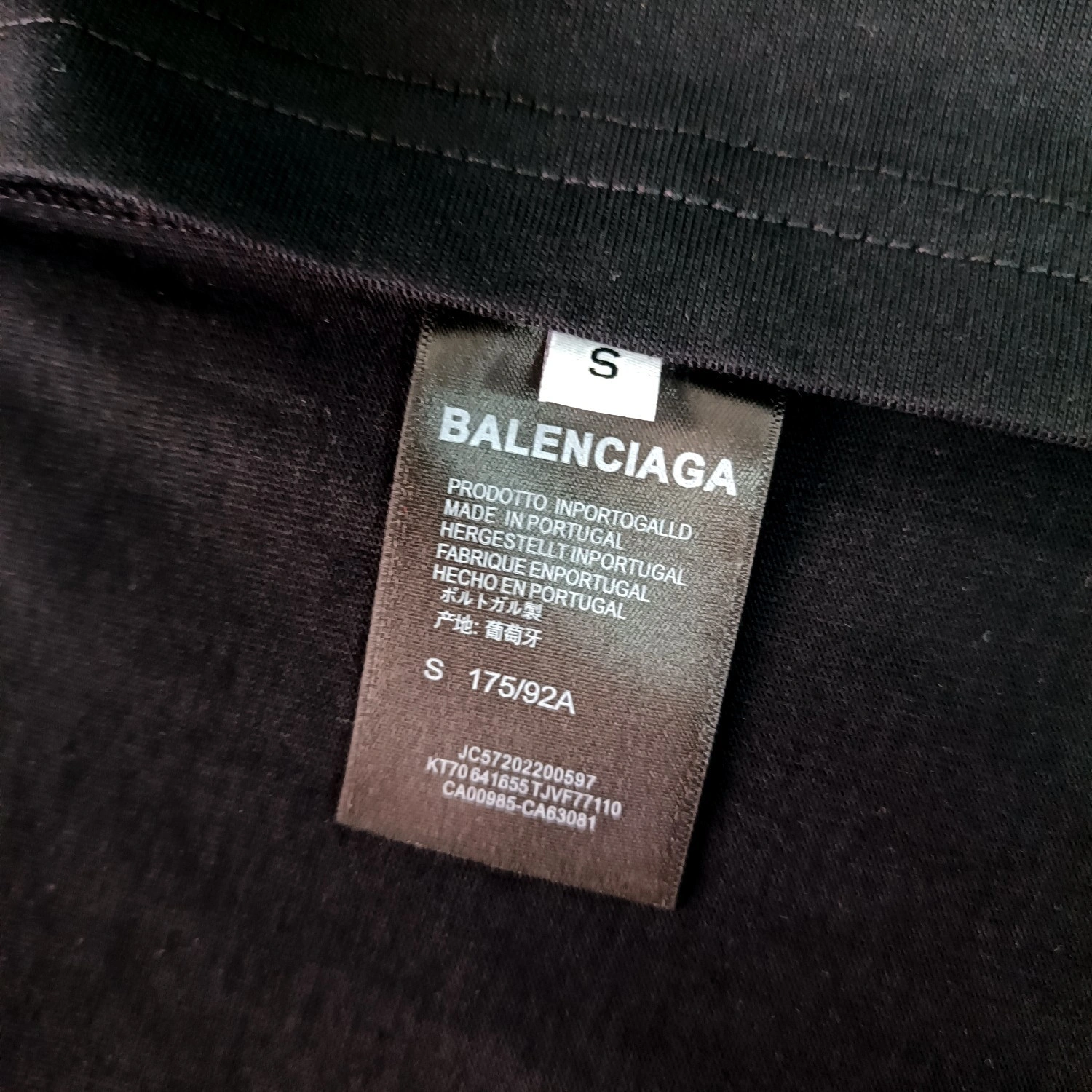 oversized item:C-F477E1609