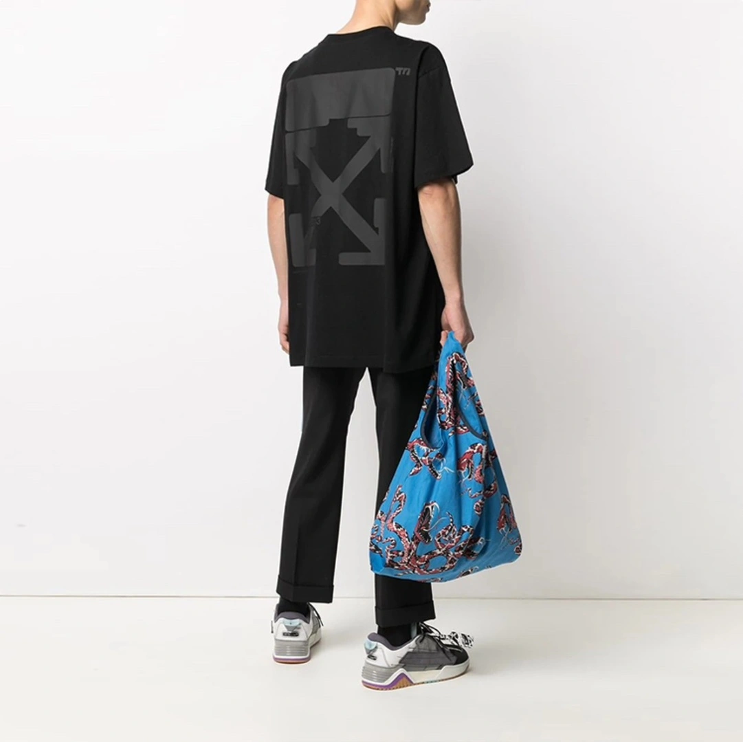 &oversized item:C-F477E1817